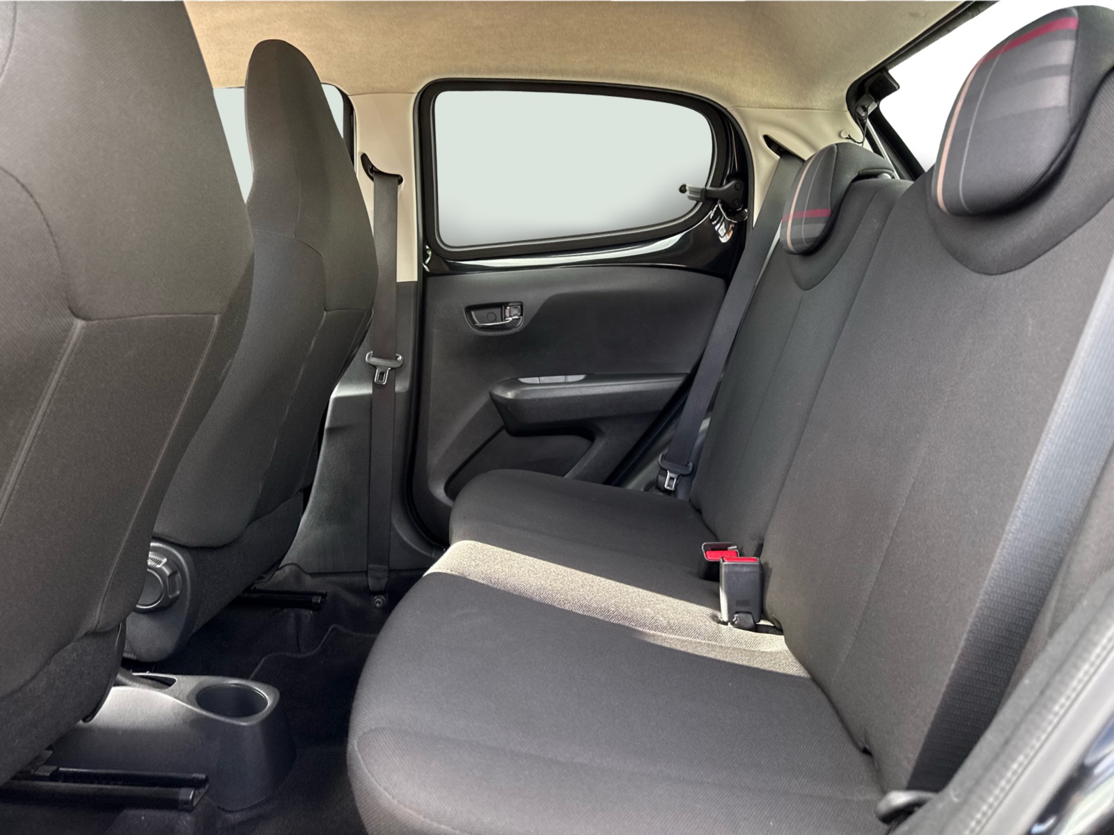 Peugeot 108 1,0 e-VTi 69 Allure 5d