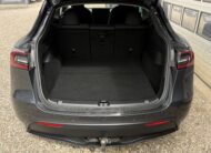 Tesla Model Y Long Range AWD 5d