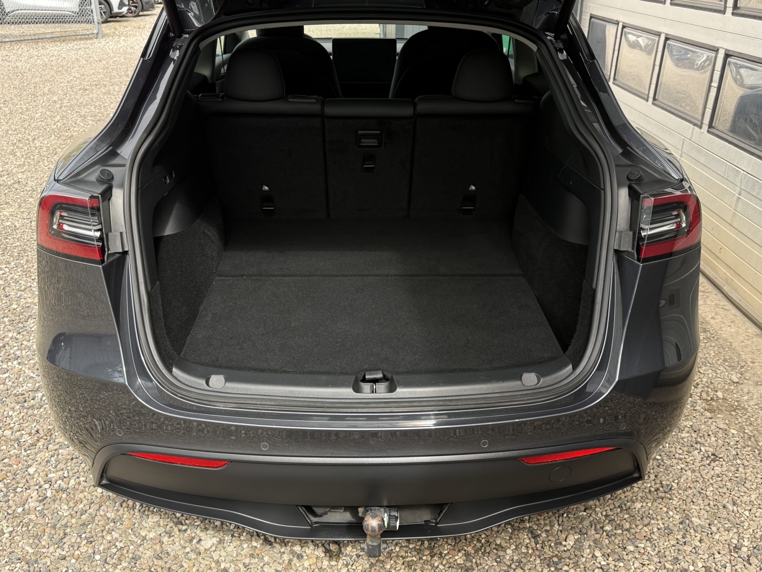 Tesla Model Y Long Range AWD 5d