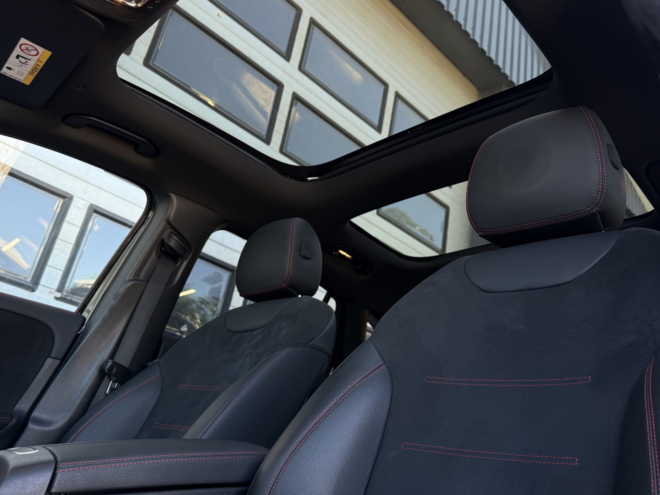 Mercedes EQA300 AMG Line 4Matic 5d