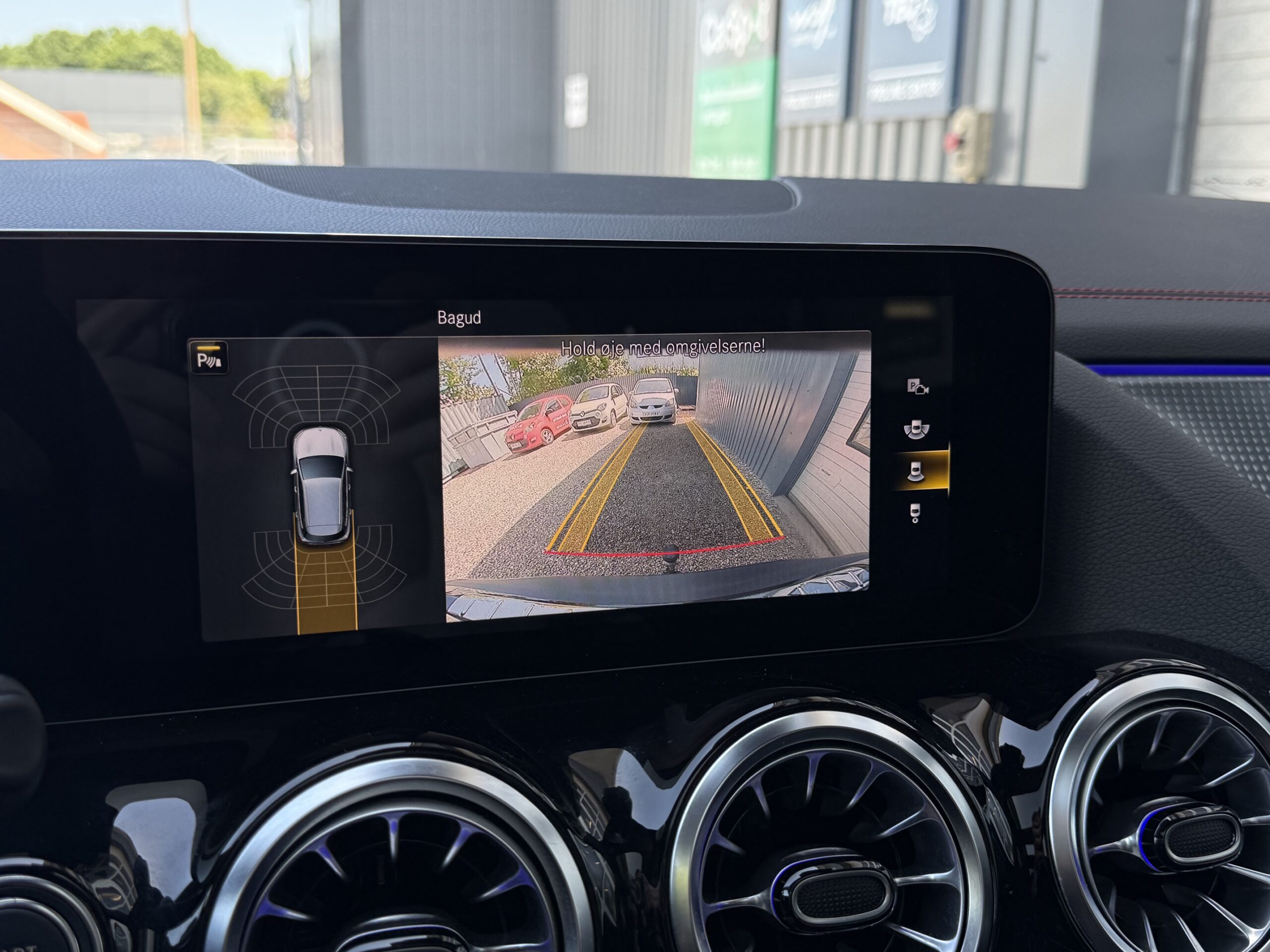 Mercedes EQA300 AMG Line 4Matic 5d