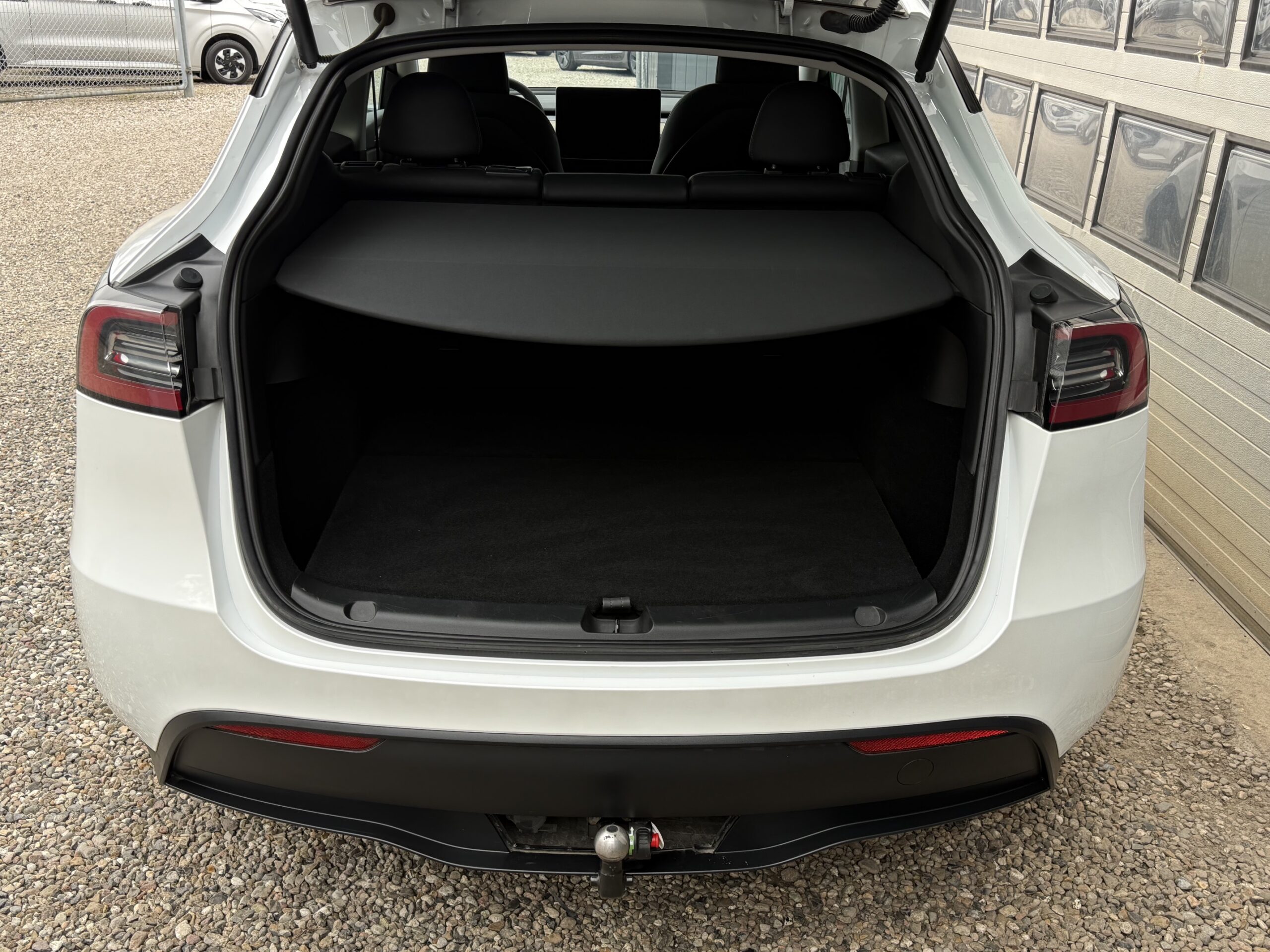 Tesla Model Y RWD 5d