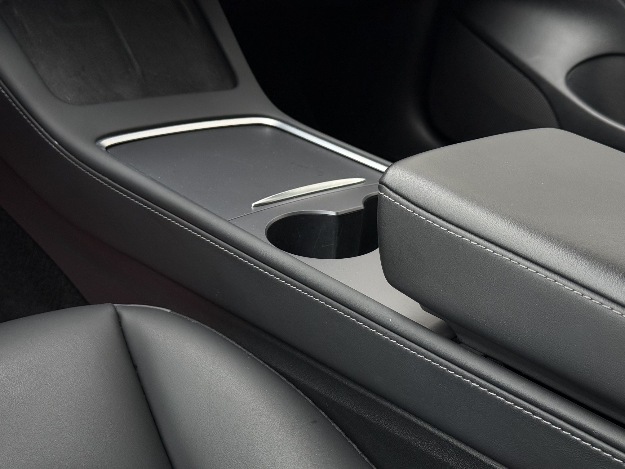 Tesla Model 3 RWD 4d