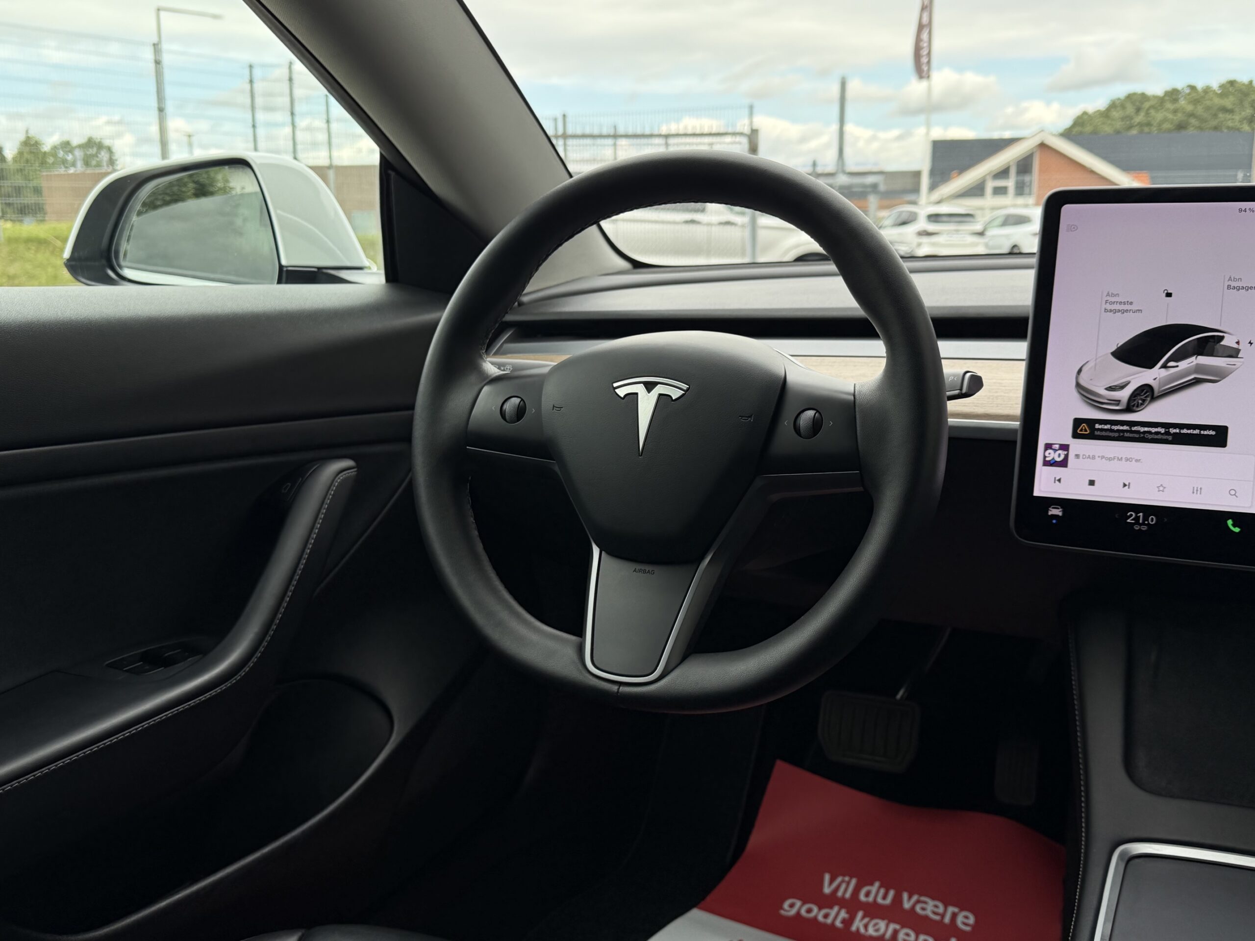 Tesla Model 3 Standard Range+ RWD 4d