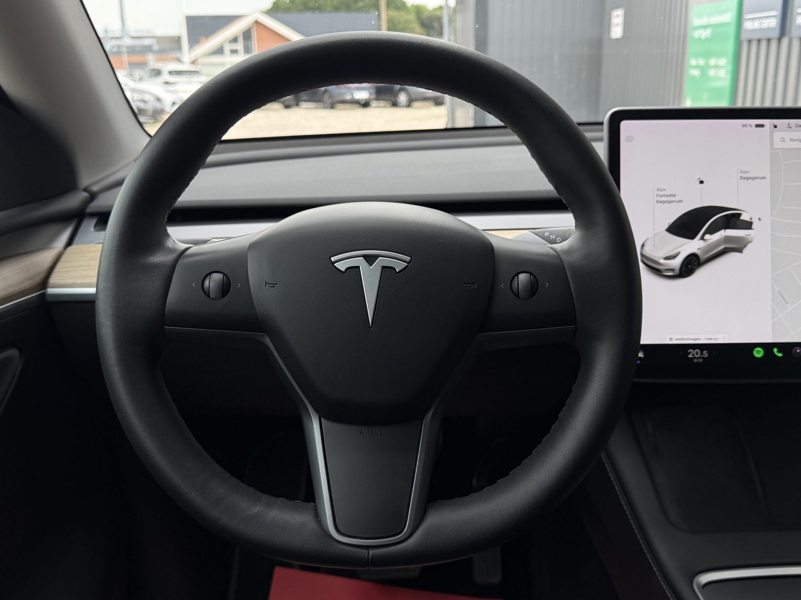 Tesla Model Y Long Range AWD 5d
