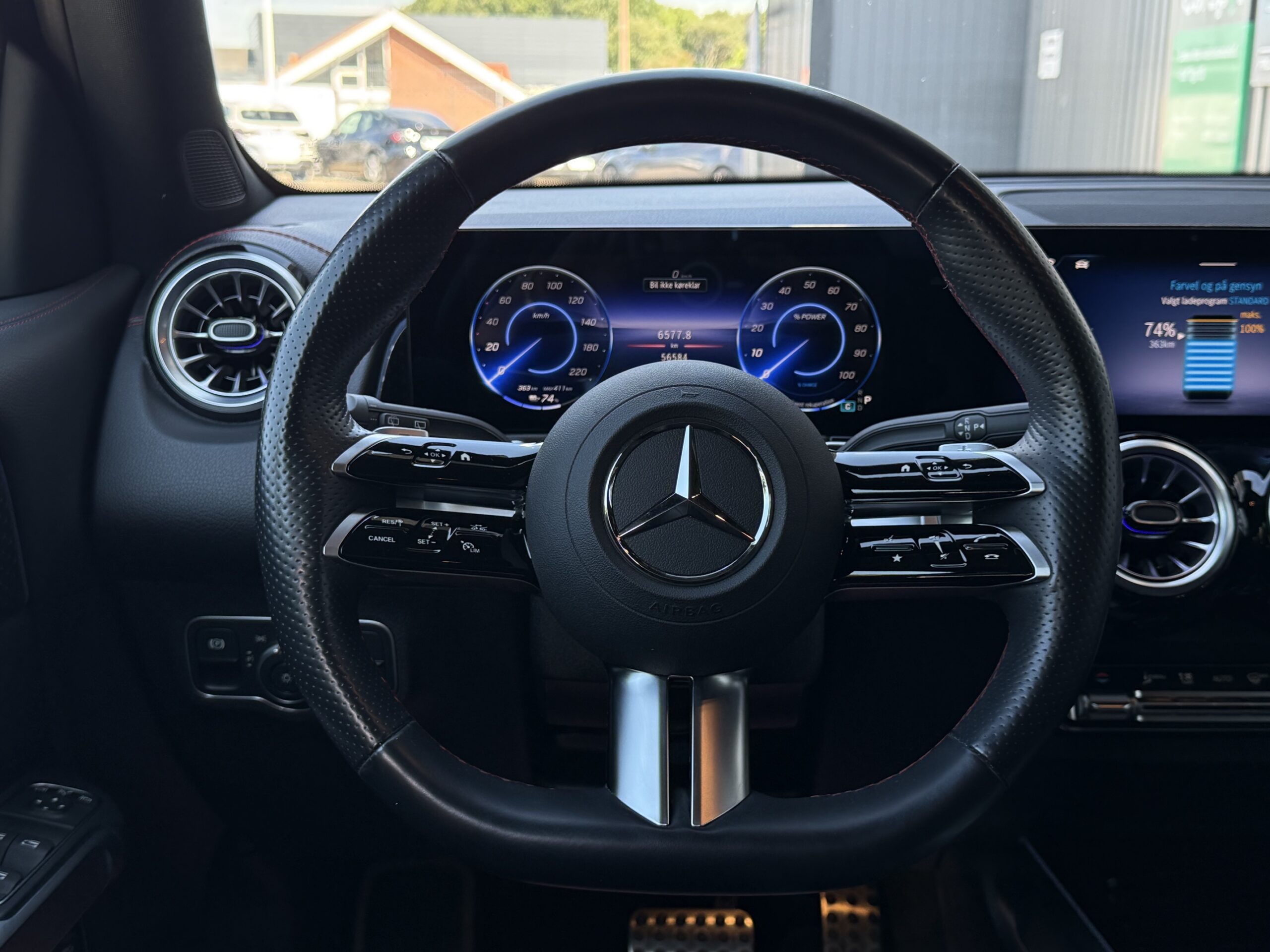 Mercedes EQB250+ AMG Line 5d