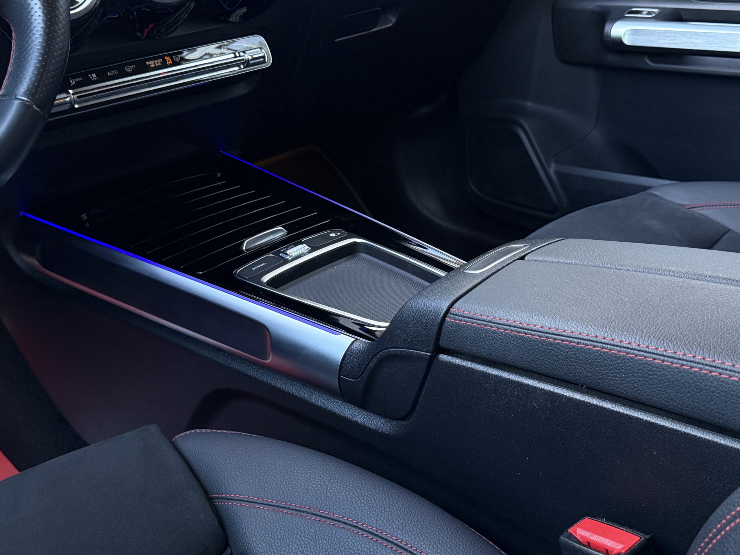 Mercedes EQB250+ AMG Line 5d