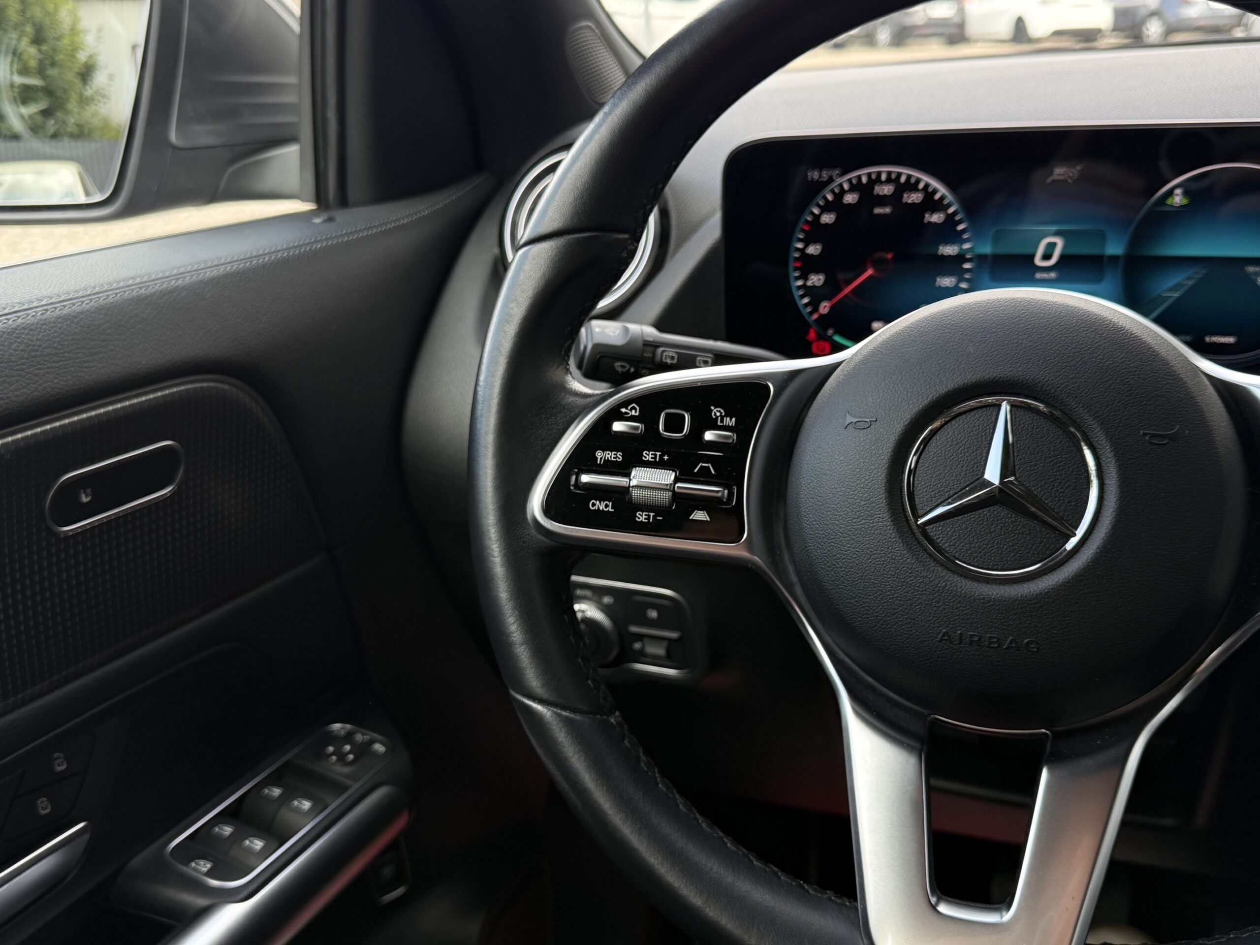 Mercedes EQA250 Progressive 5d