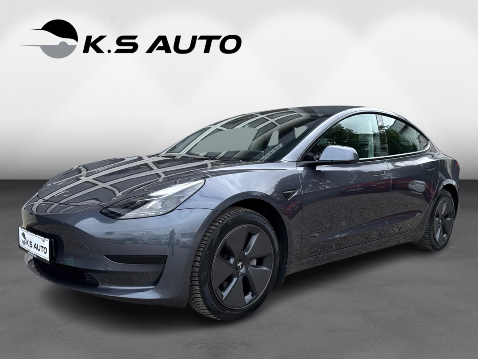 Tesla Model 3 RWD 4d