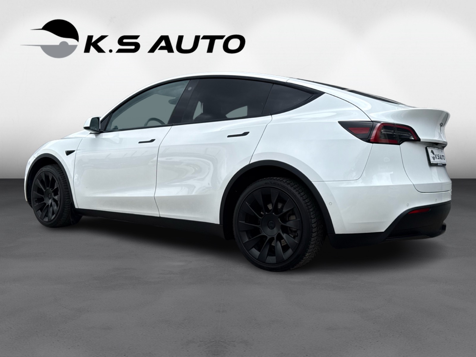 Tesla Model Y Long Range AWD 5d