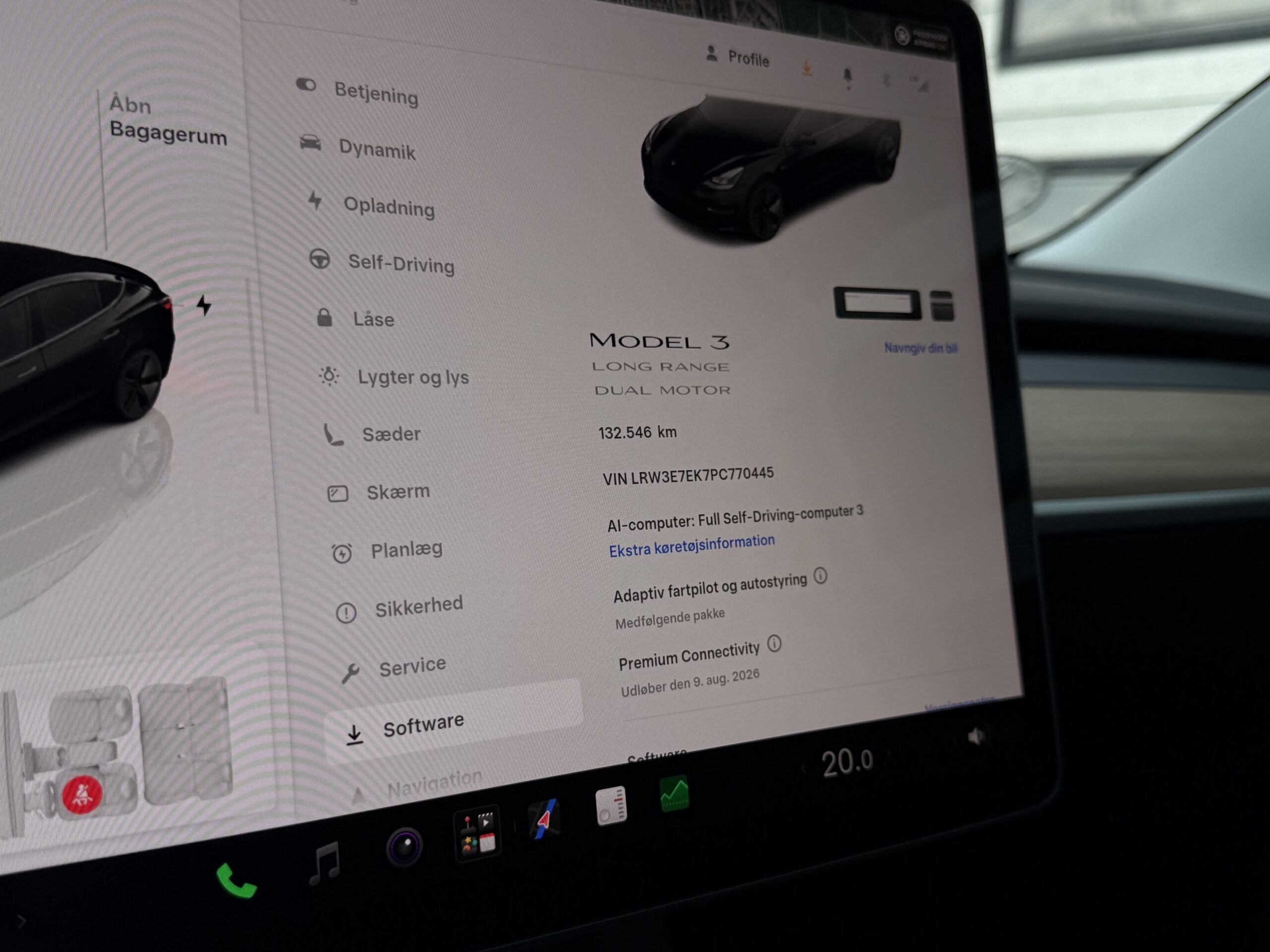 Tesla Model 3 Long Range AWD 4d