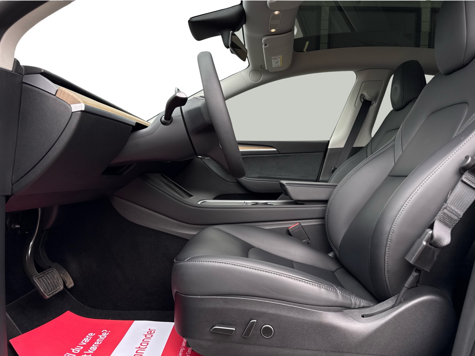 Tesla Model Y RWD 5d