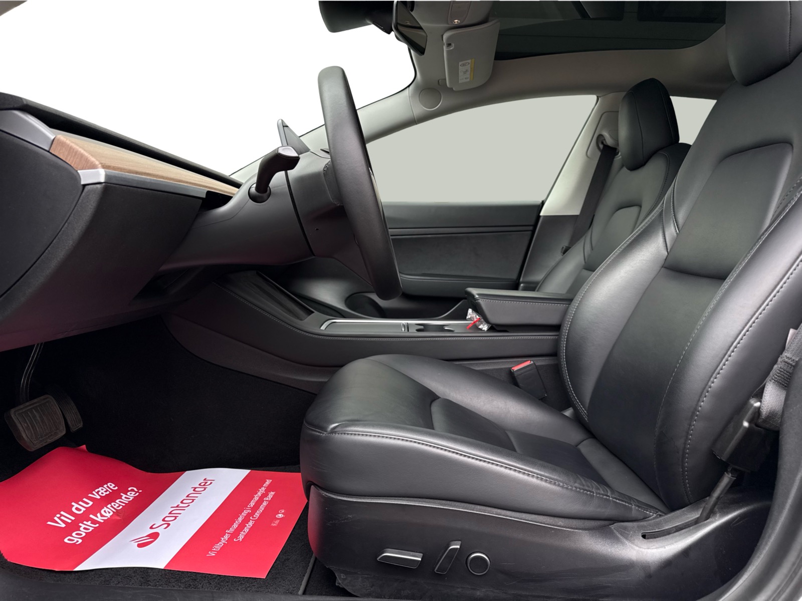 Tesla Model 3 Standard Range+ RWD 4d