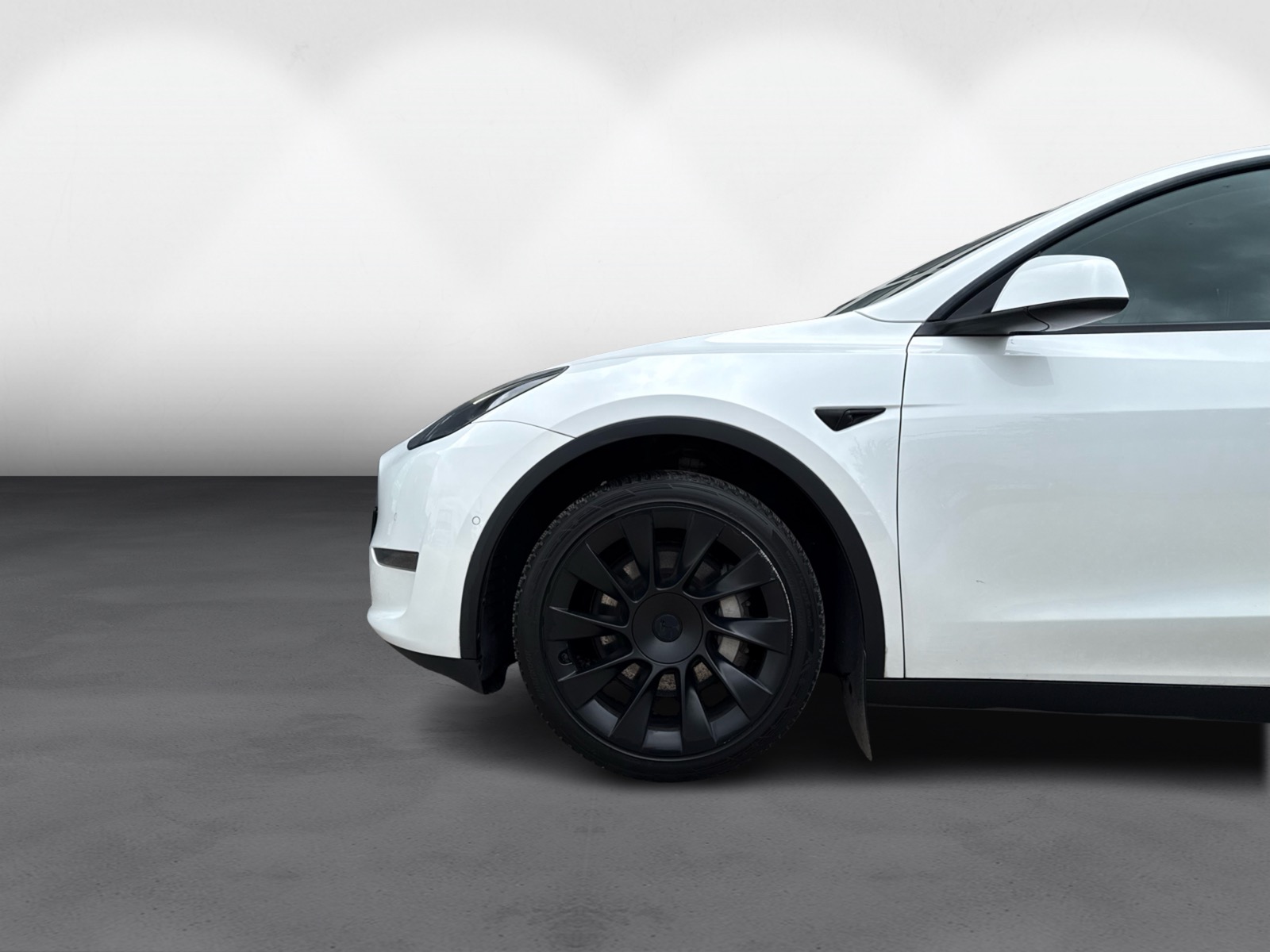 Tesla Model Y Long Range AWD 5d