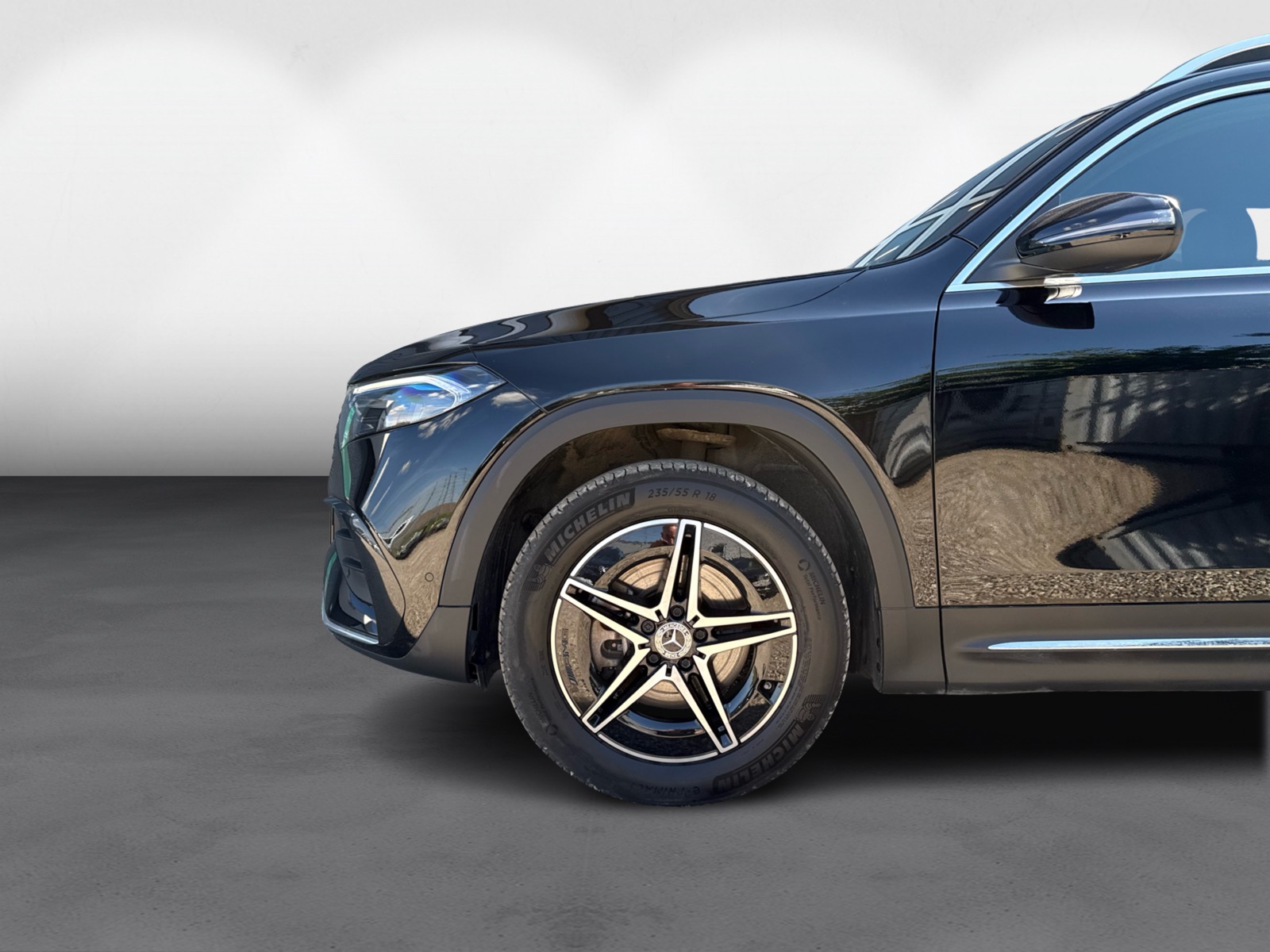 Mercedes EQB250+ AMG Line 5d