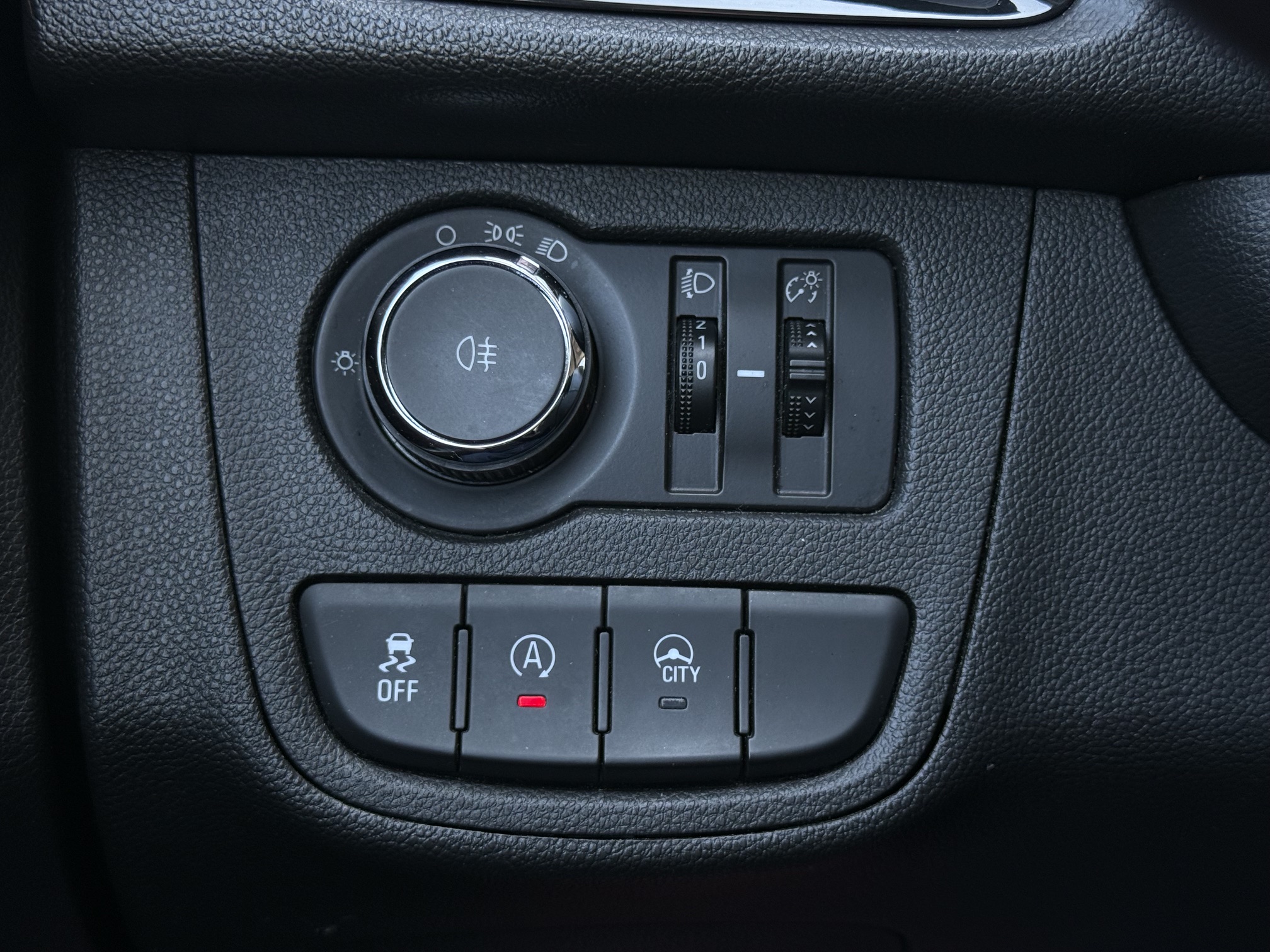 Opel Karl 1,0 Enjoy 5d
