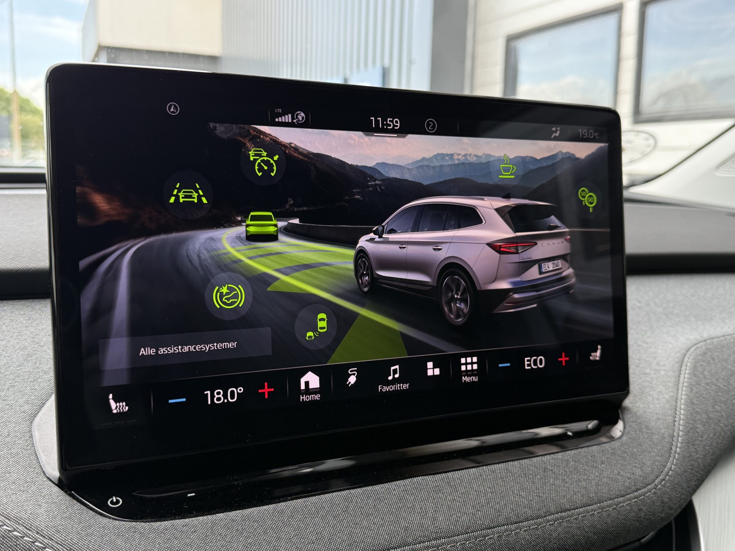 Skoda Enyaq 80 iV Plus 5d