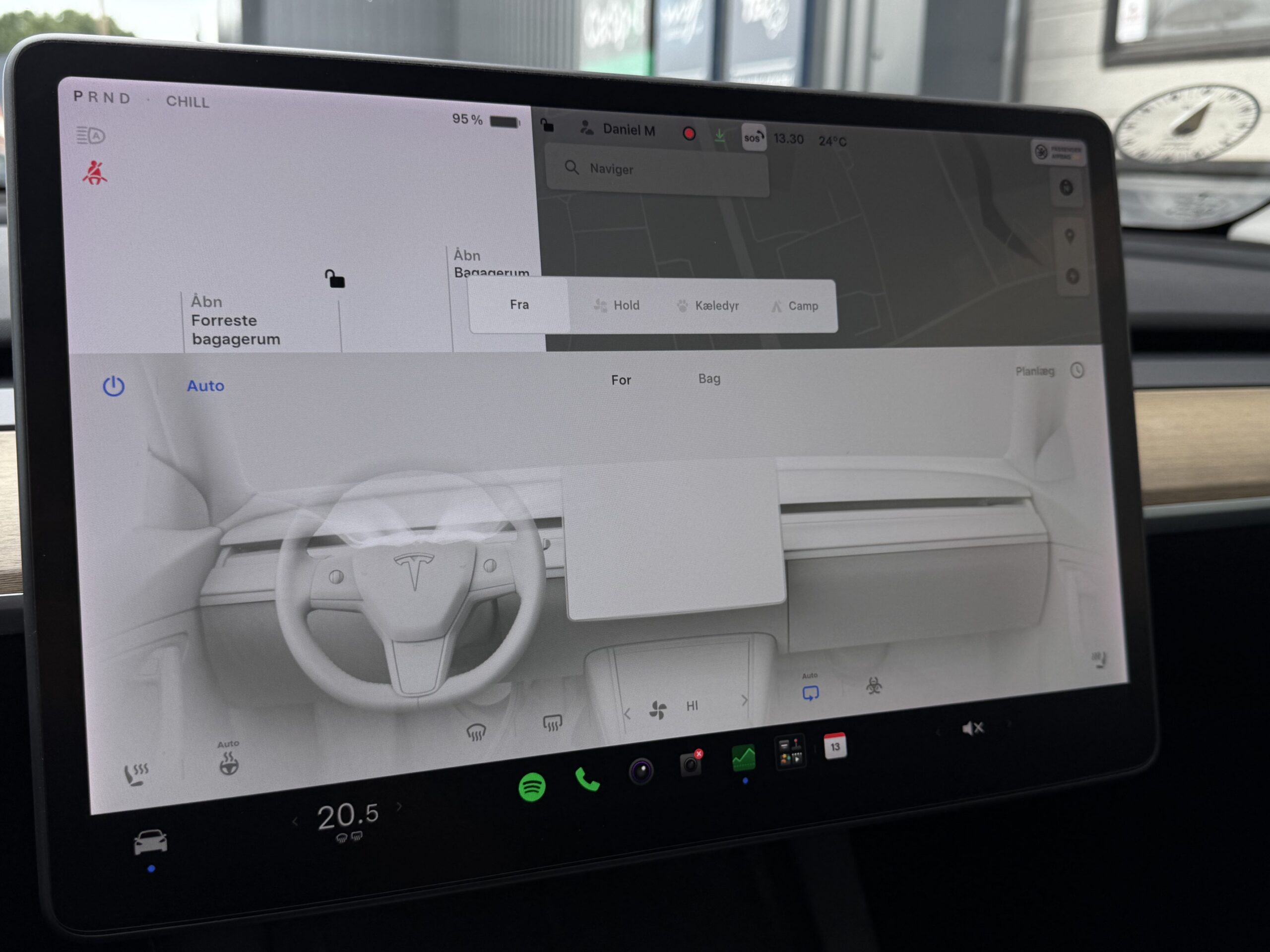Tesla Model Y Long Range AWD 5d