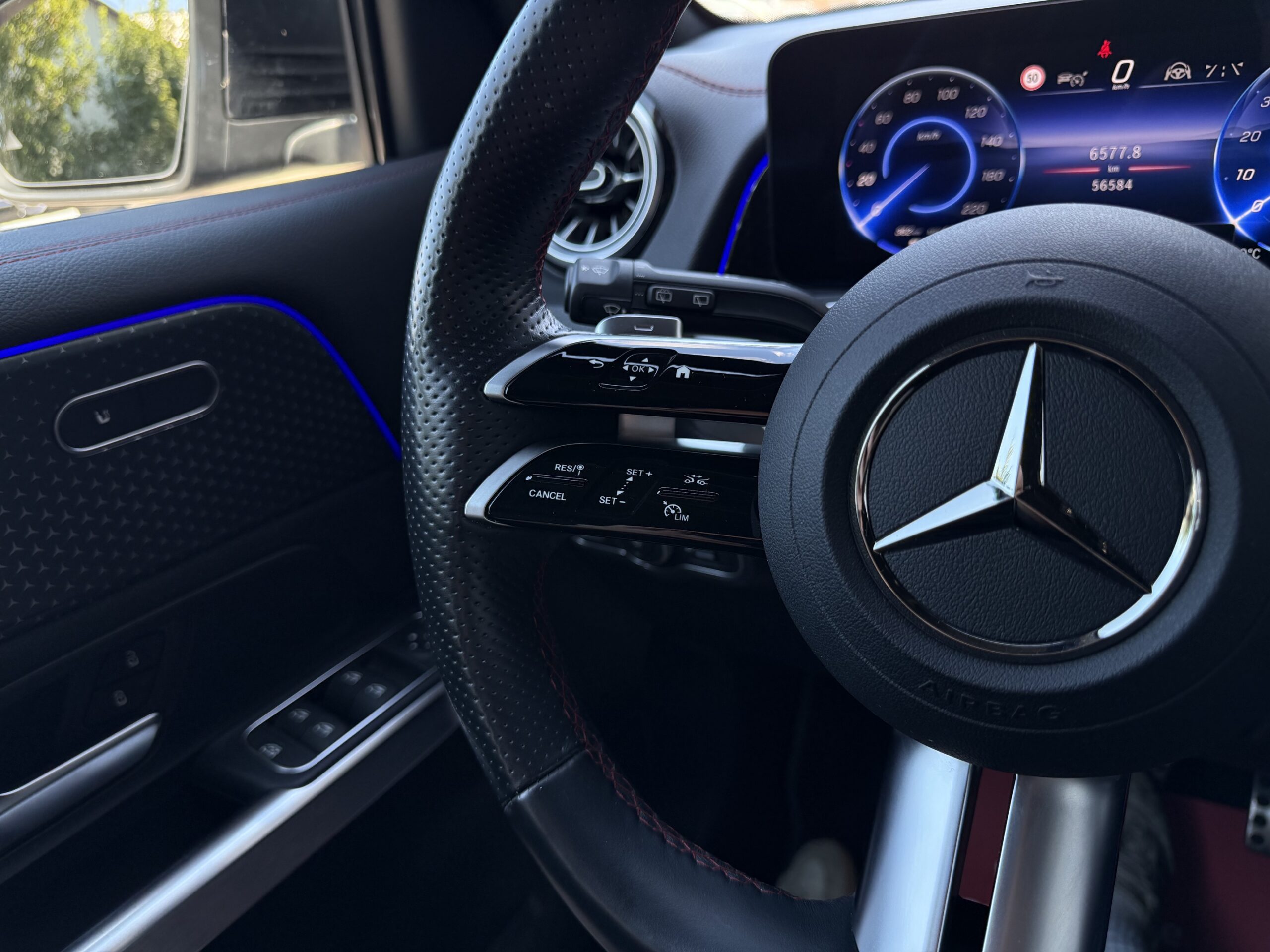 Mercedes EQB250+ AMG Line 5d