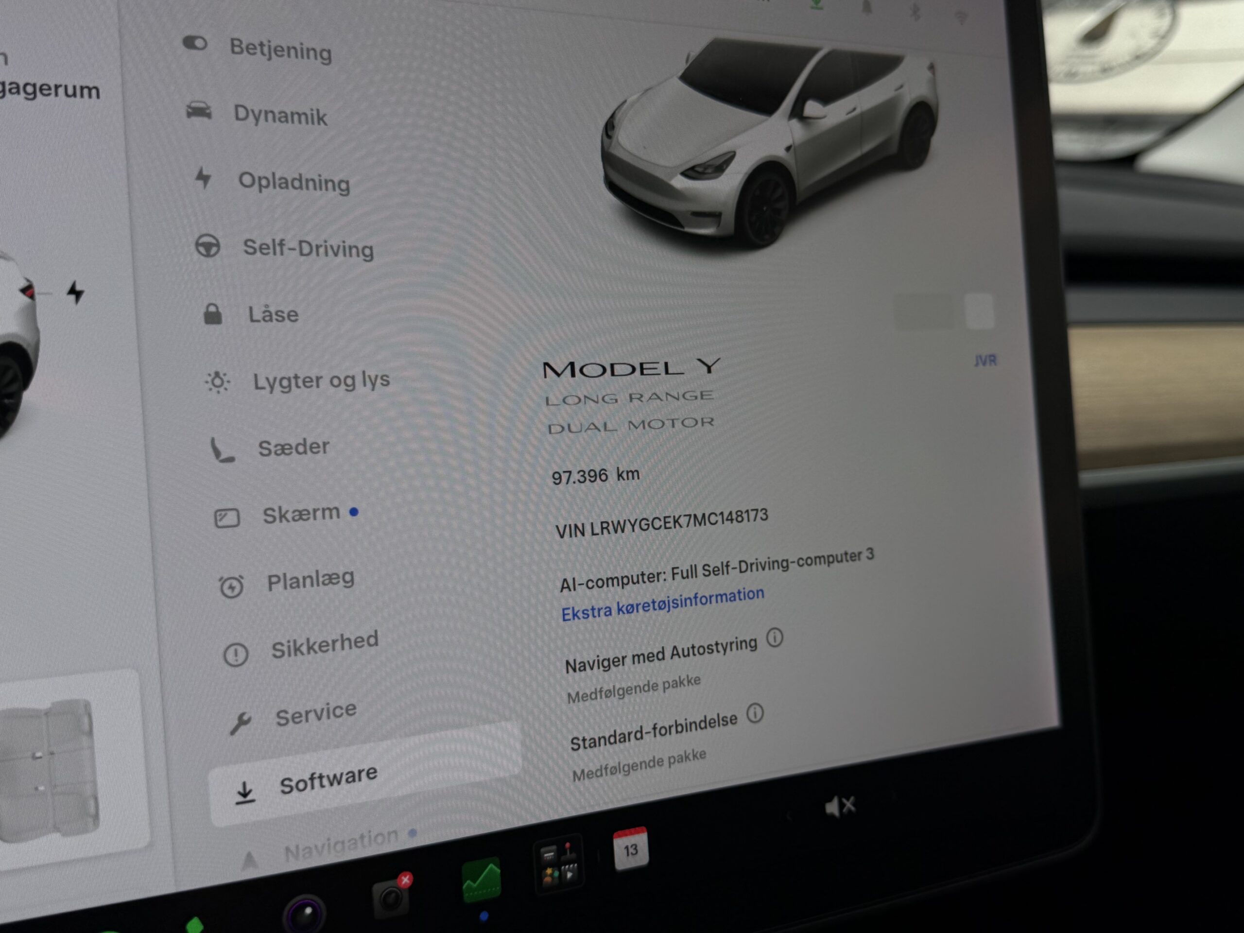 Tesla Model Y Long Range AWD 5d