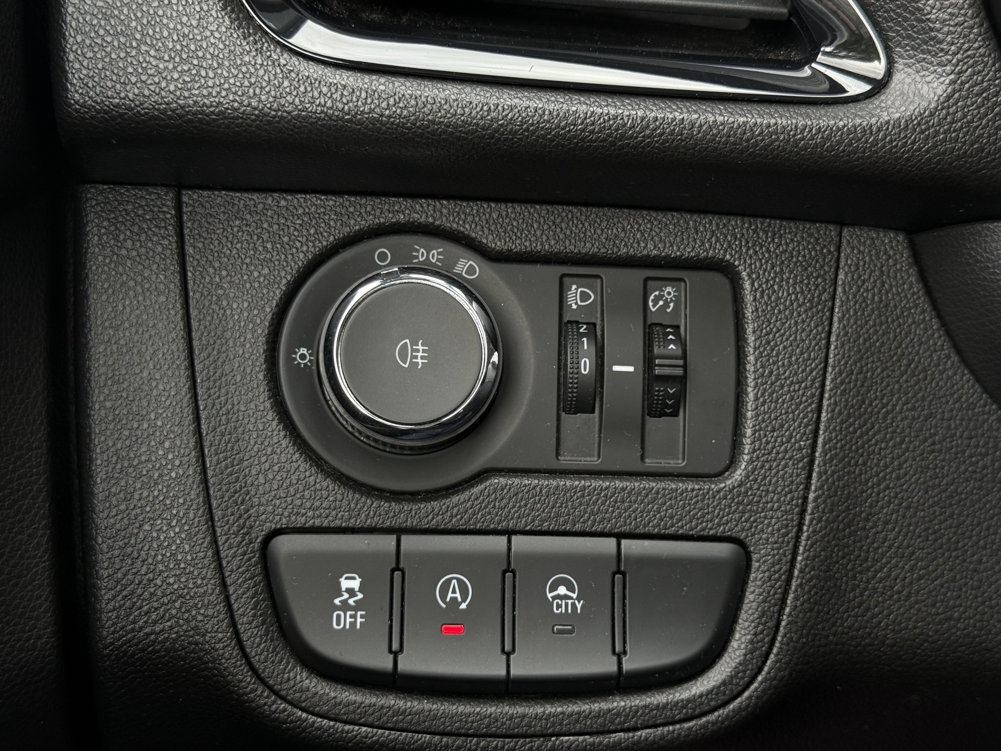 Opel Karl 1,0 Enjoy 5d