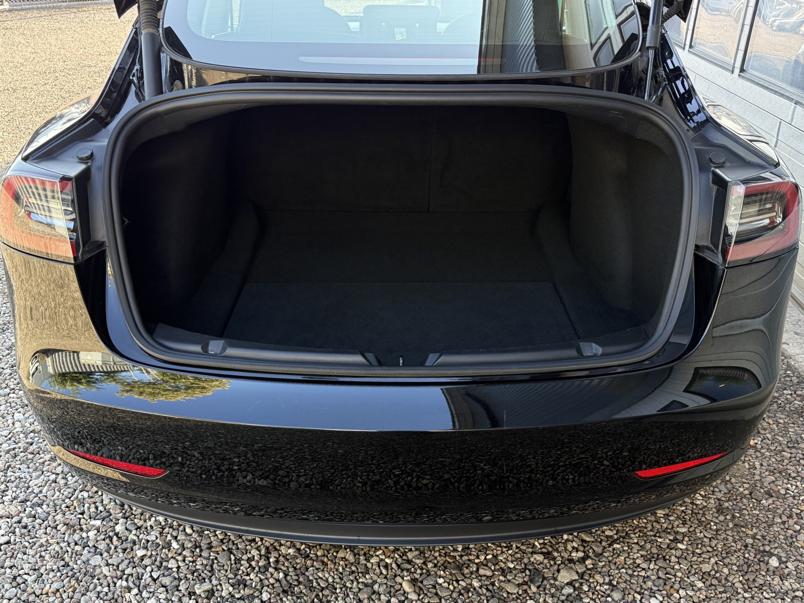 Tesla Model 3 RWD 4d