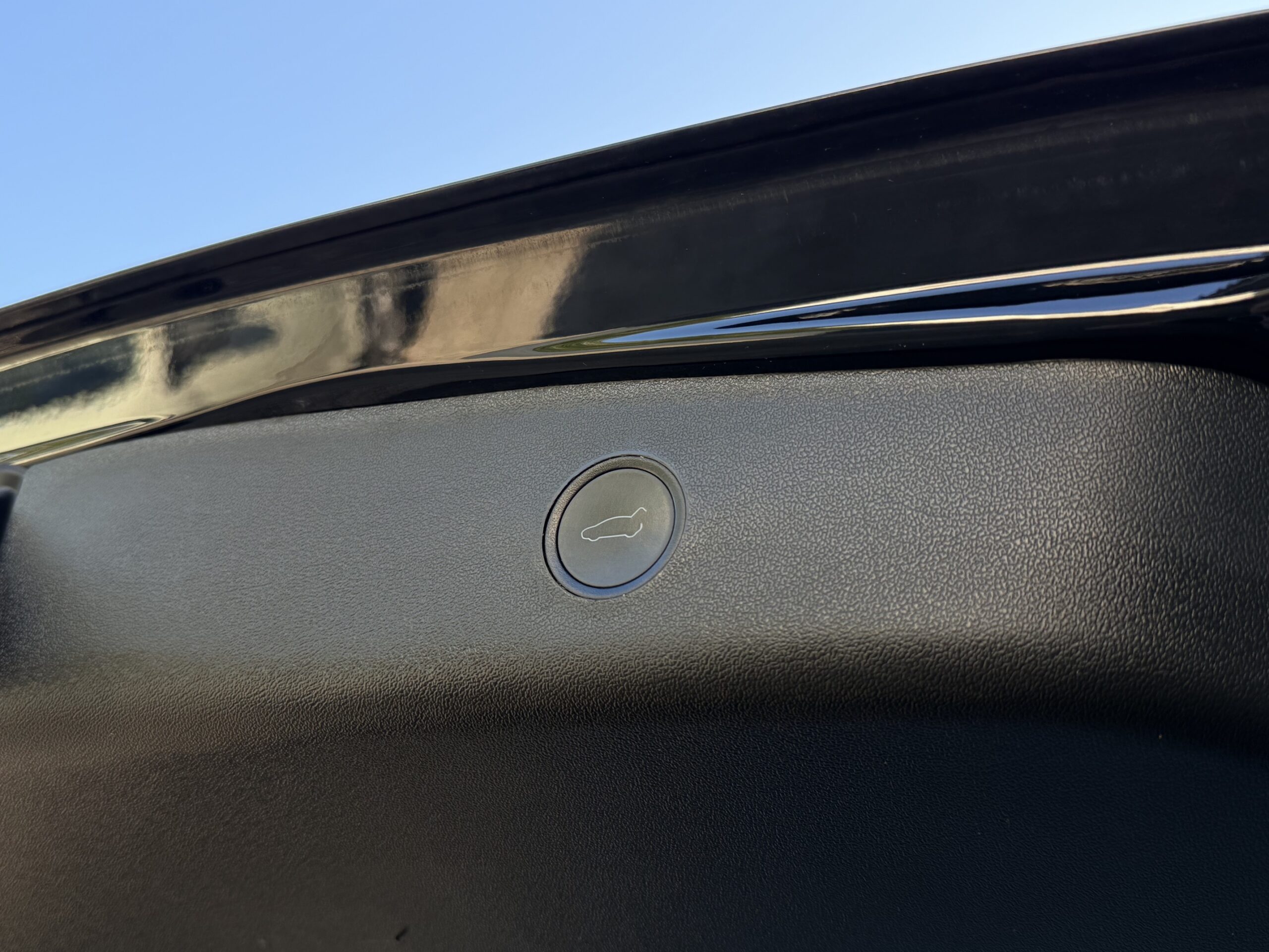 Tesla Model 3 RWD 4d