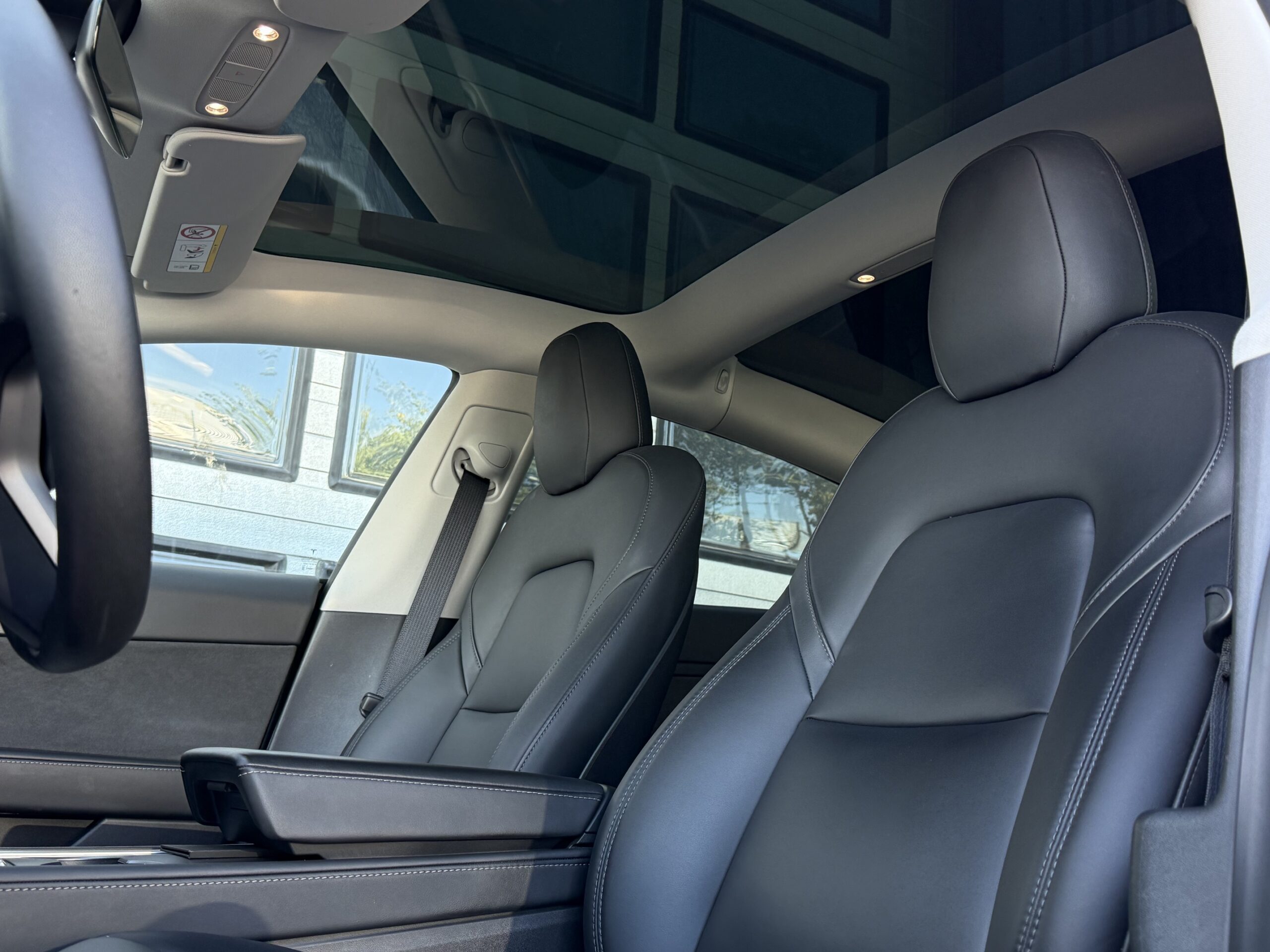 Tesla Model 3 Long Range AWD 4d