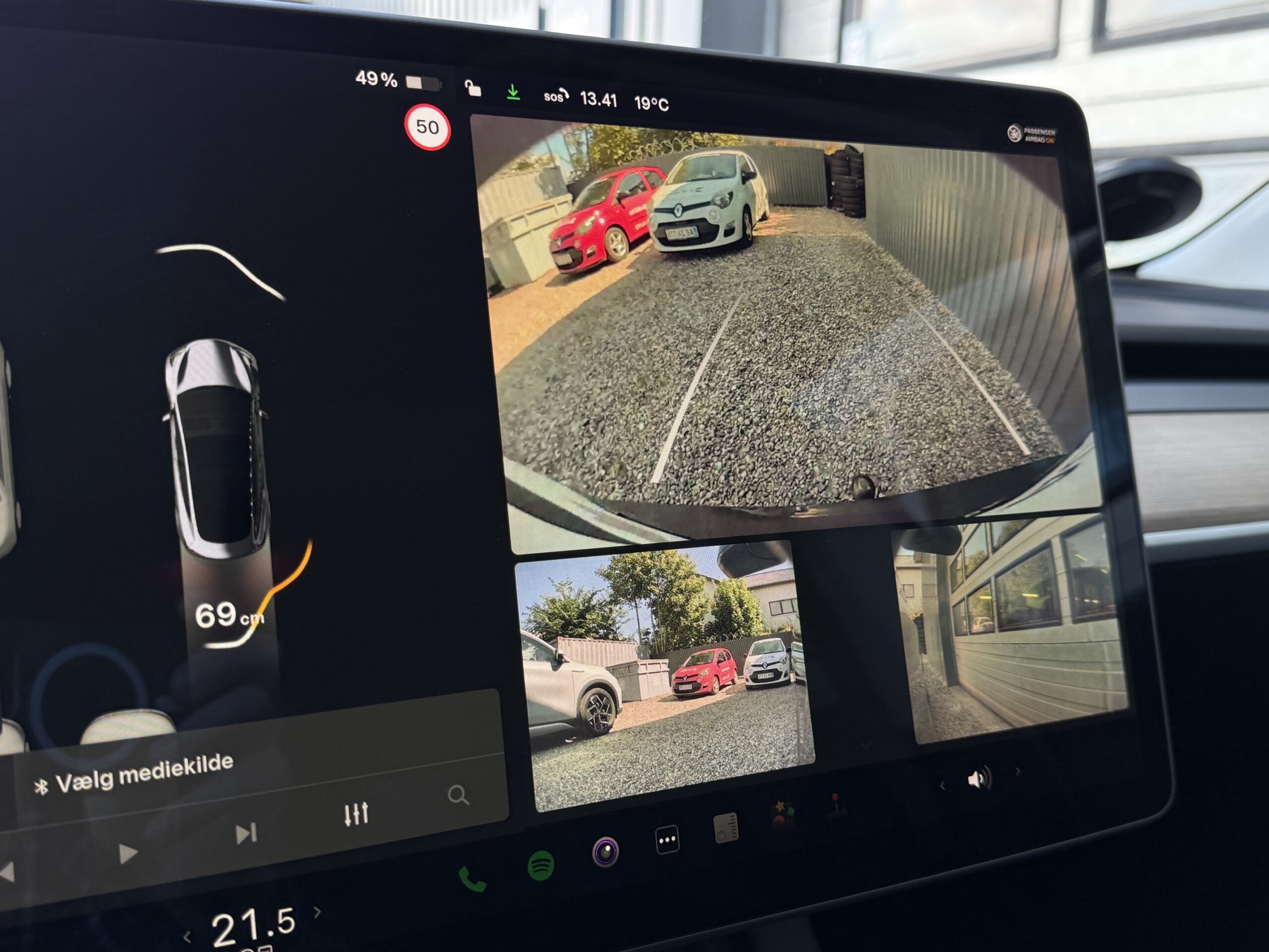 Tesla Model 3 Long Range AWD 4d