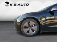 Tesla Model 3 RWD 4d