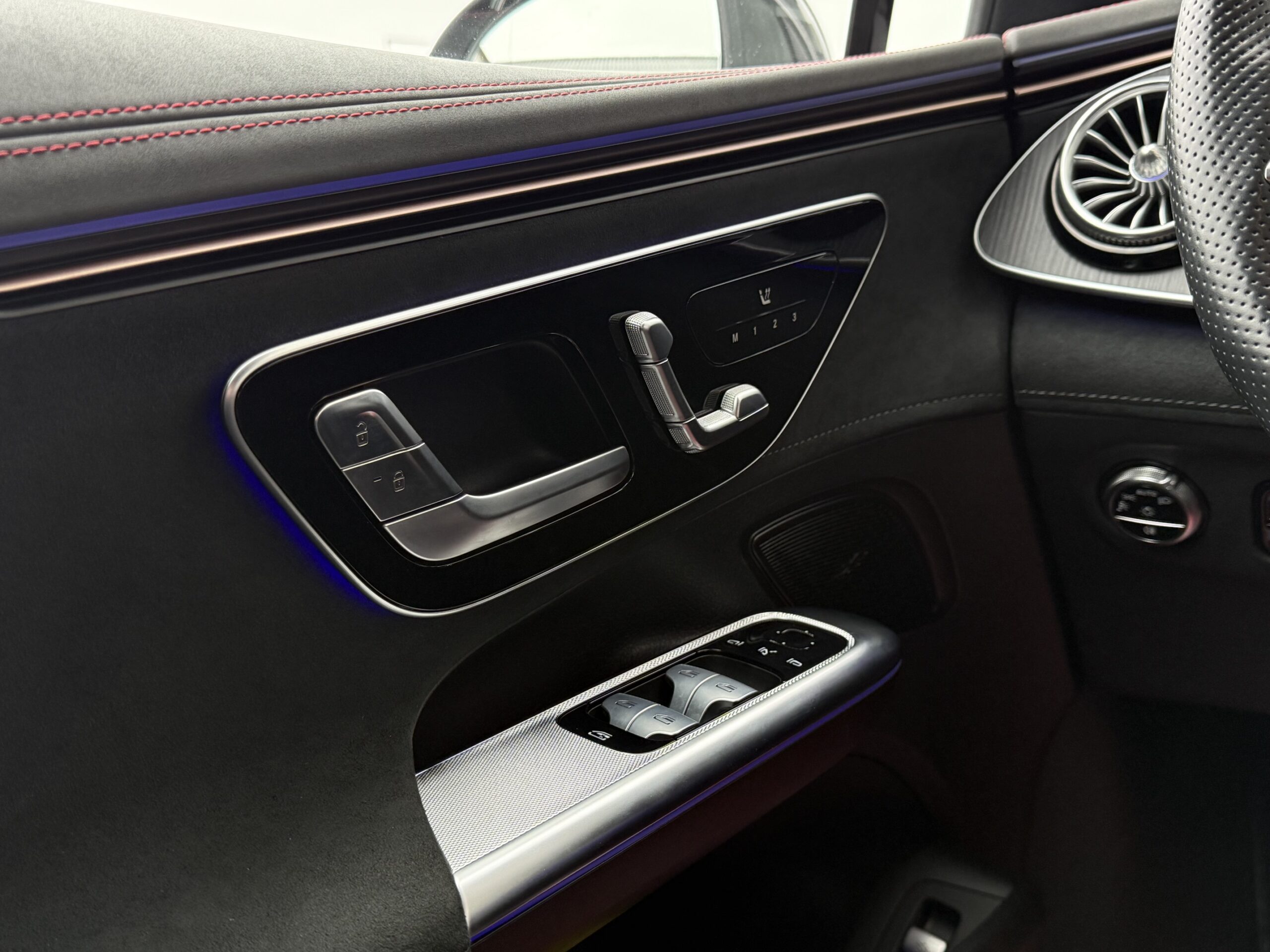 Mercedes EQE350 AMG Line 4d