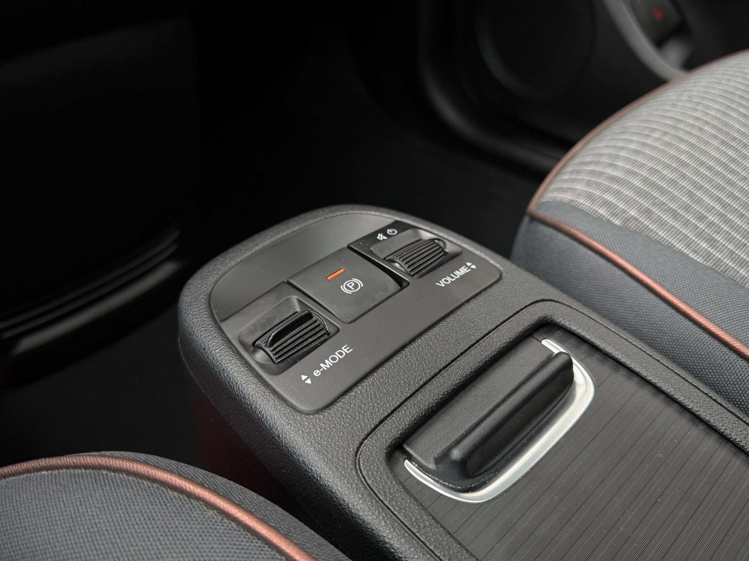 Fiat 500e 42 Icon 3d