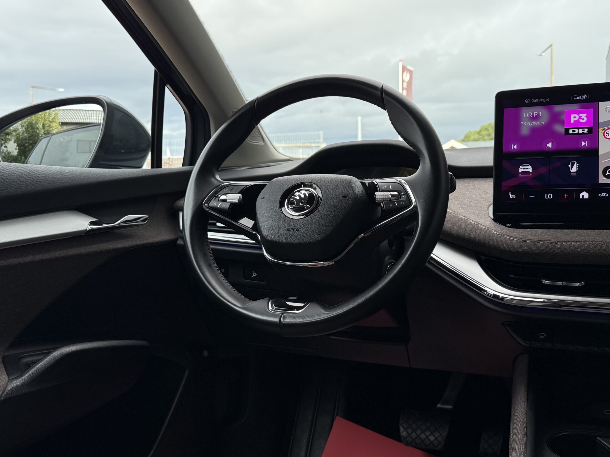 Skoda Enyaq 60 iV Loft 5d
