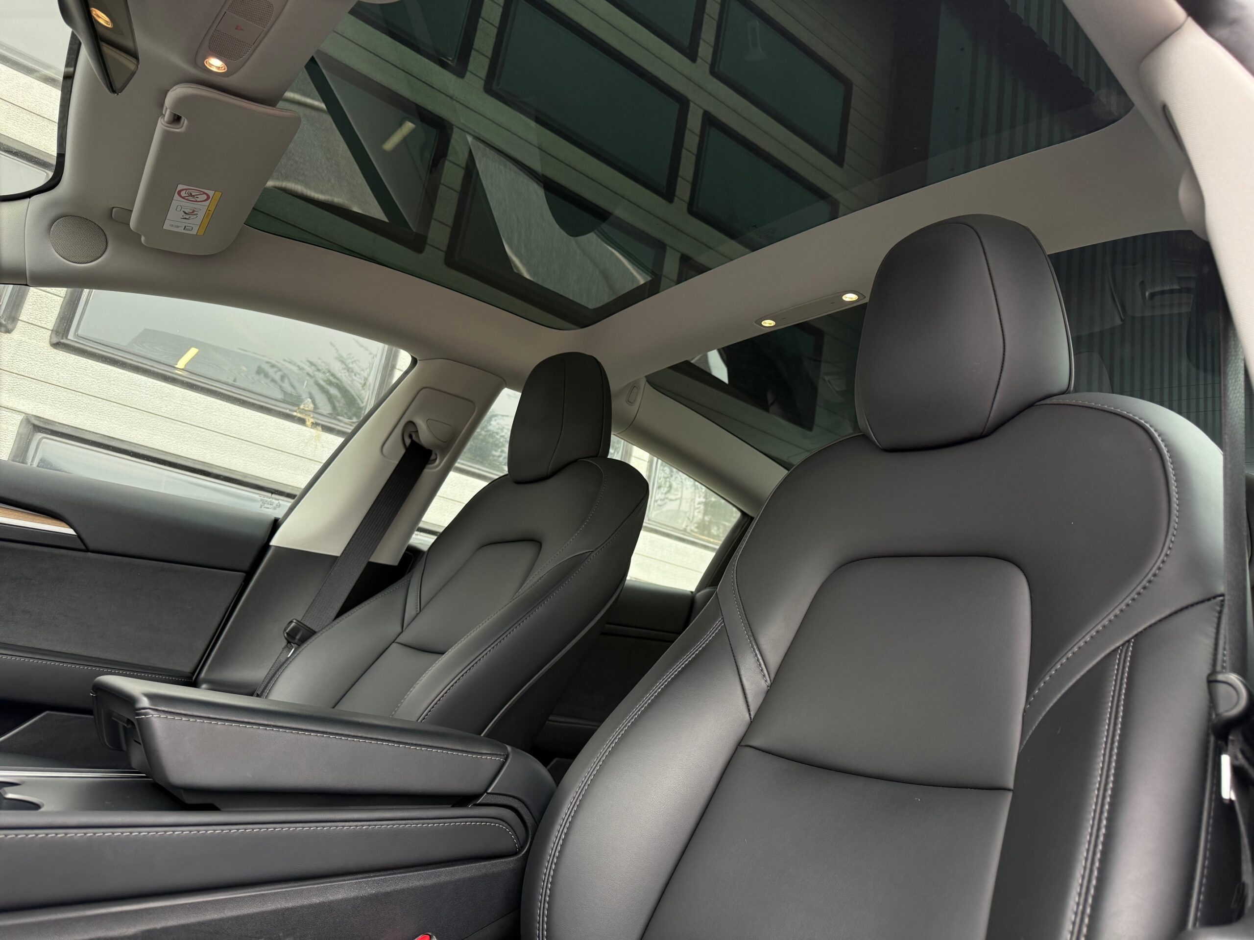 Tesla Model 3 RWD 4d