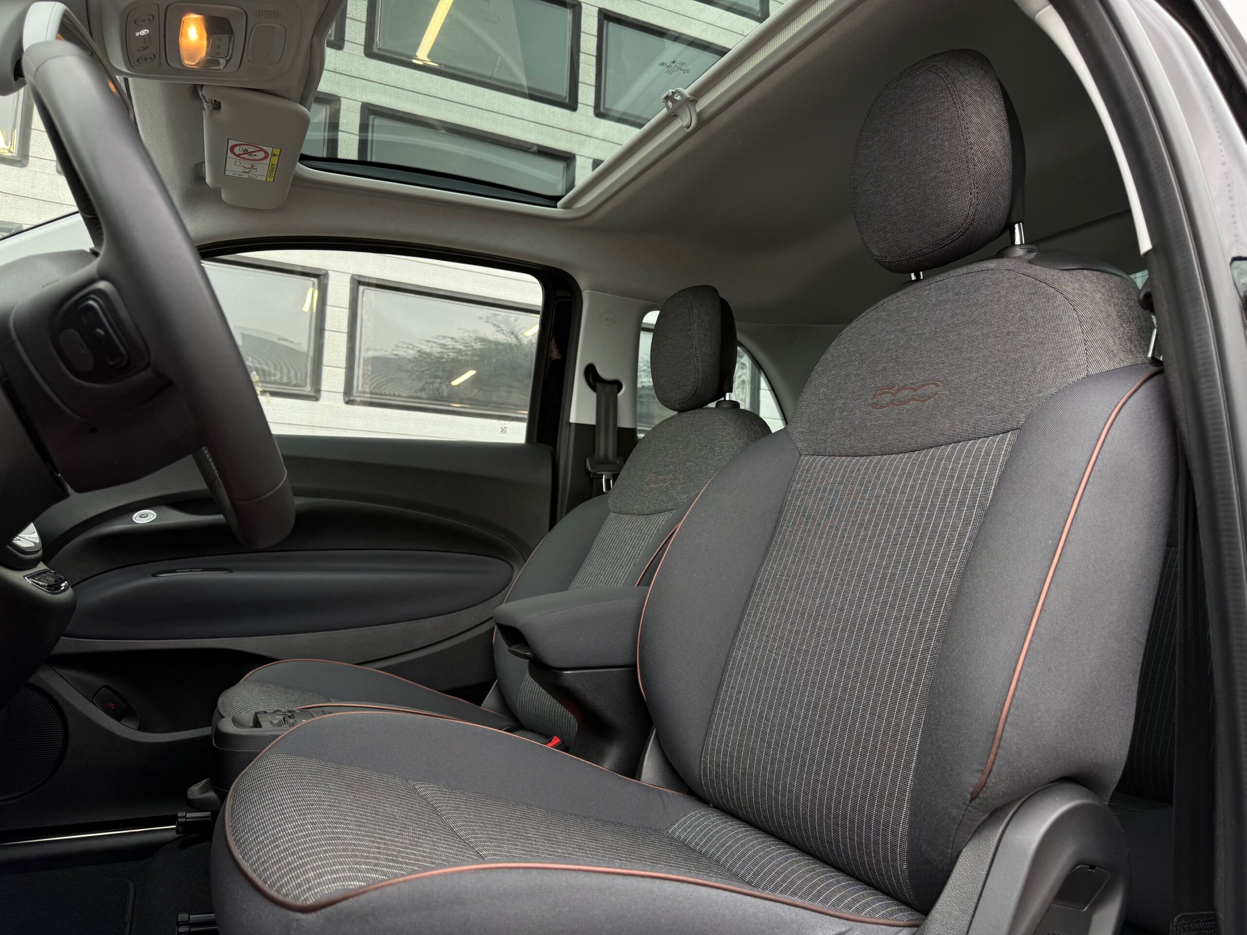 Fiat 500e 42 Icon 3d