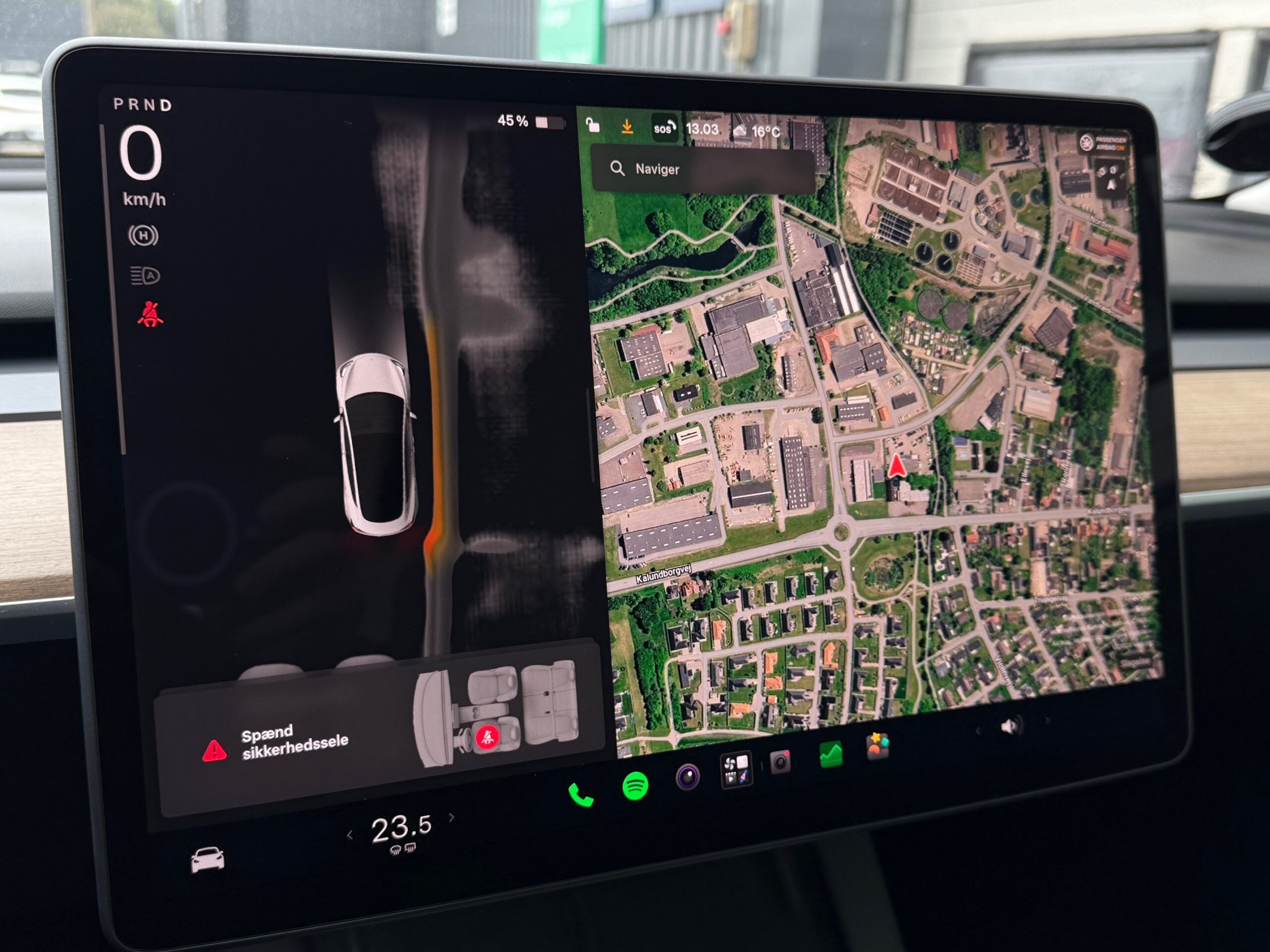 Tesla Model 3 RWD 4d