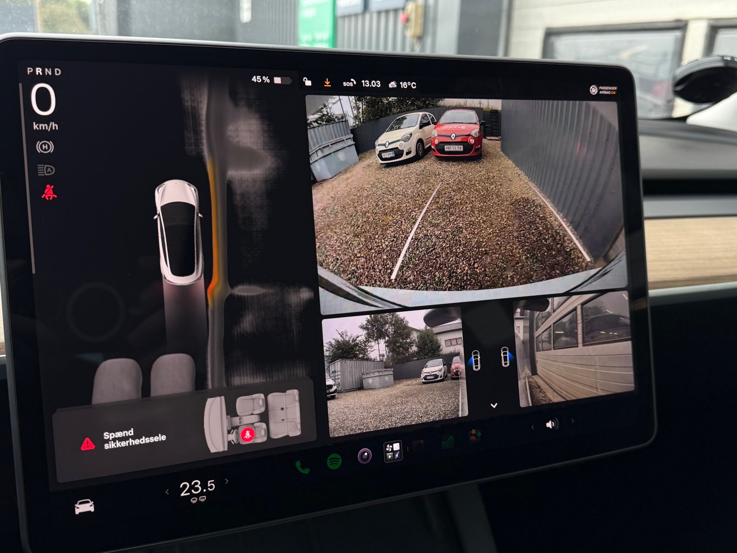 Tesla Model 3 RWD 4d