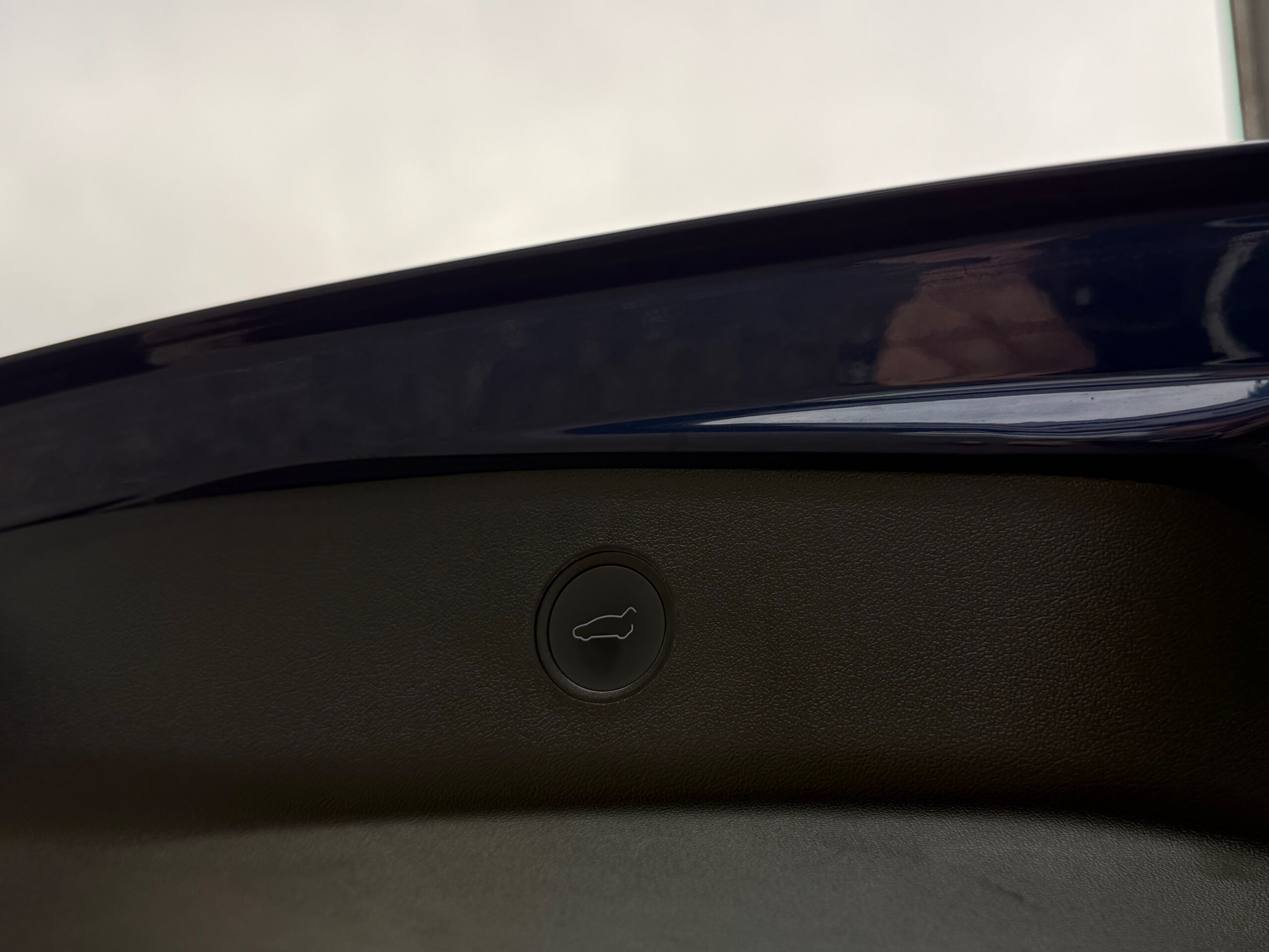 Tesla Model 3 Long Range AWD 4d