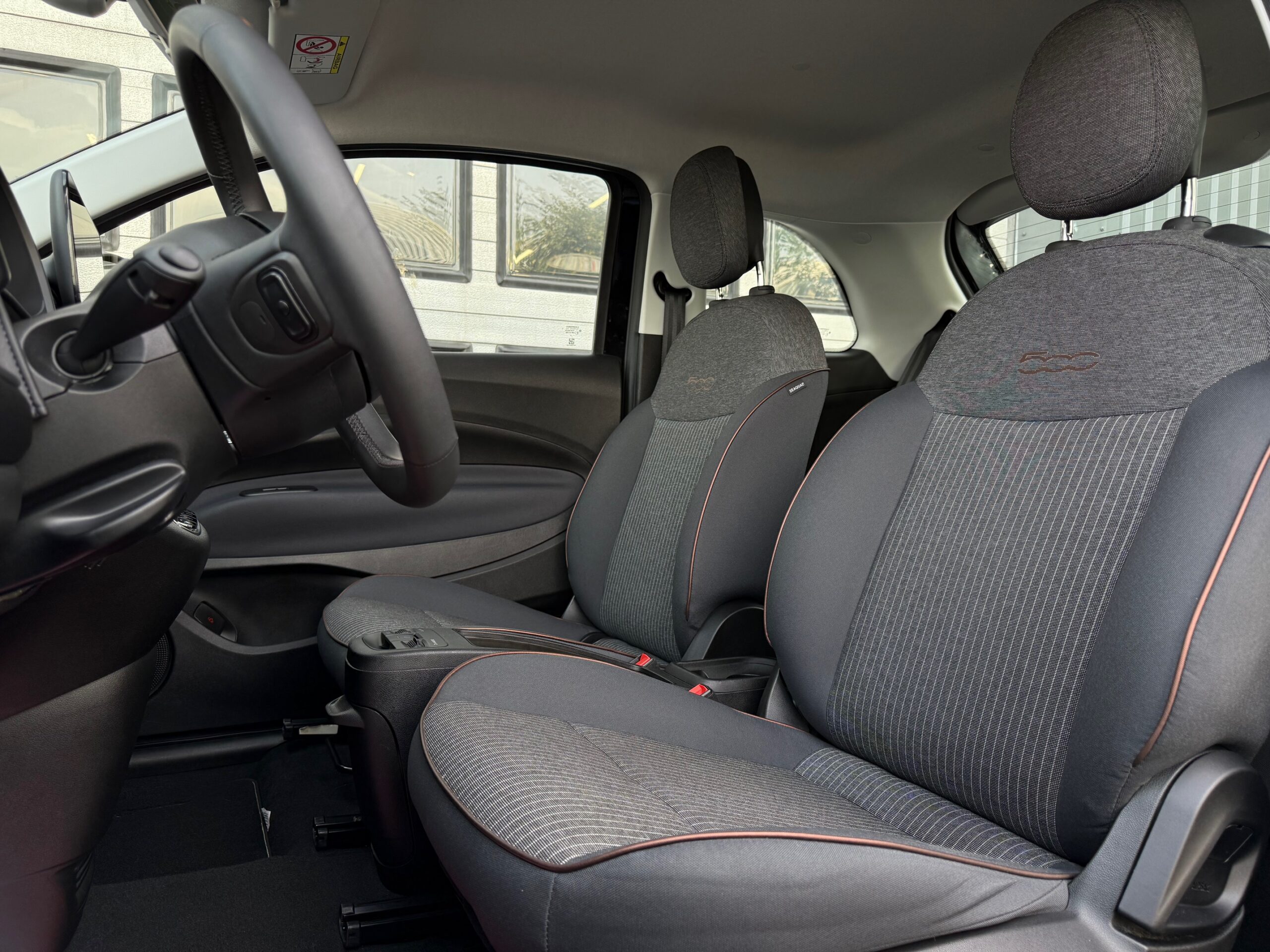 Fiat 500e 42 Icon 3d
