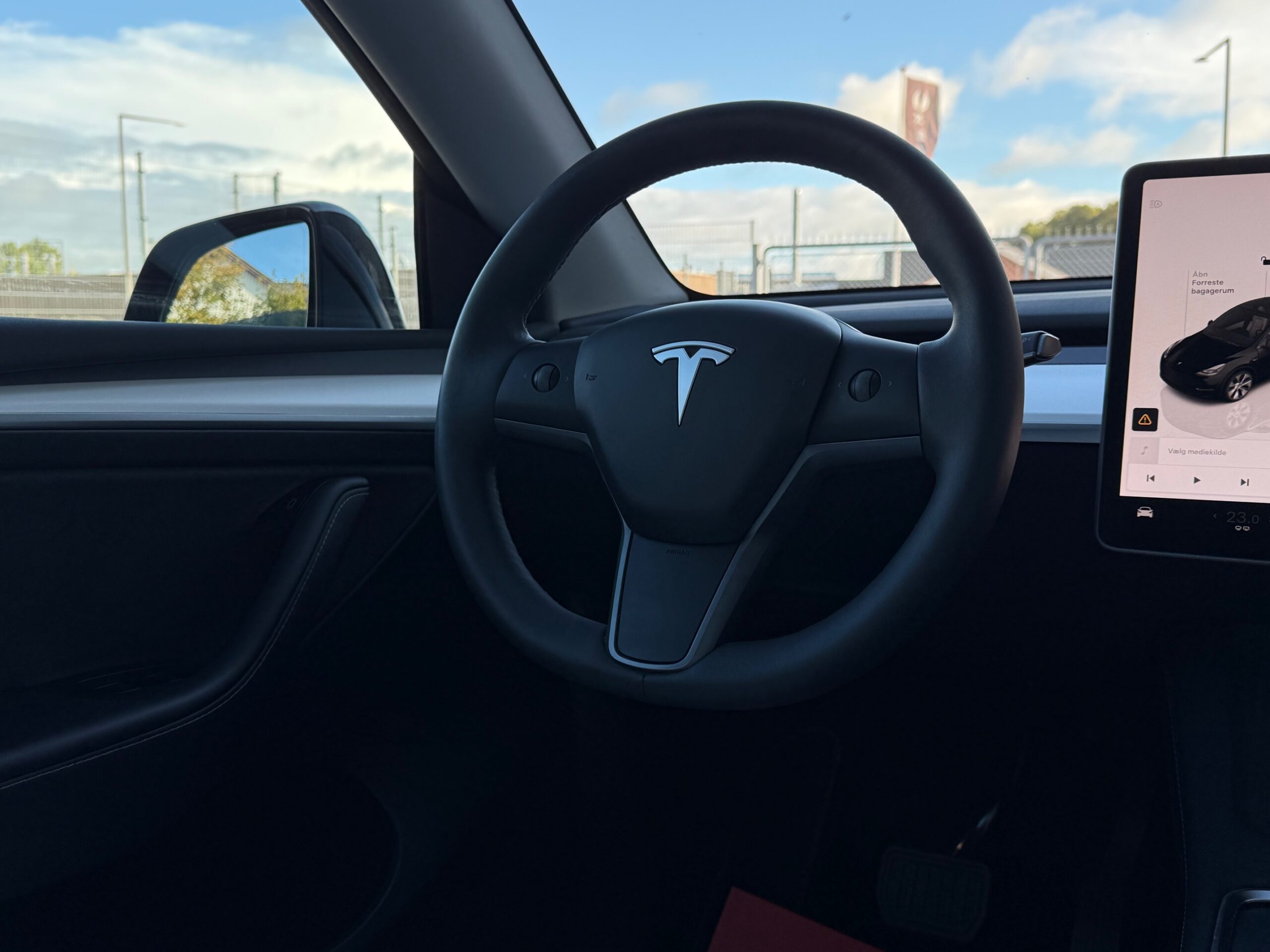 Tesla Model Y RWD 5d