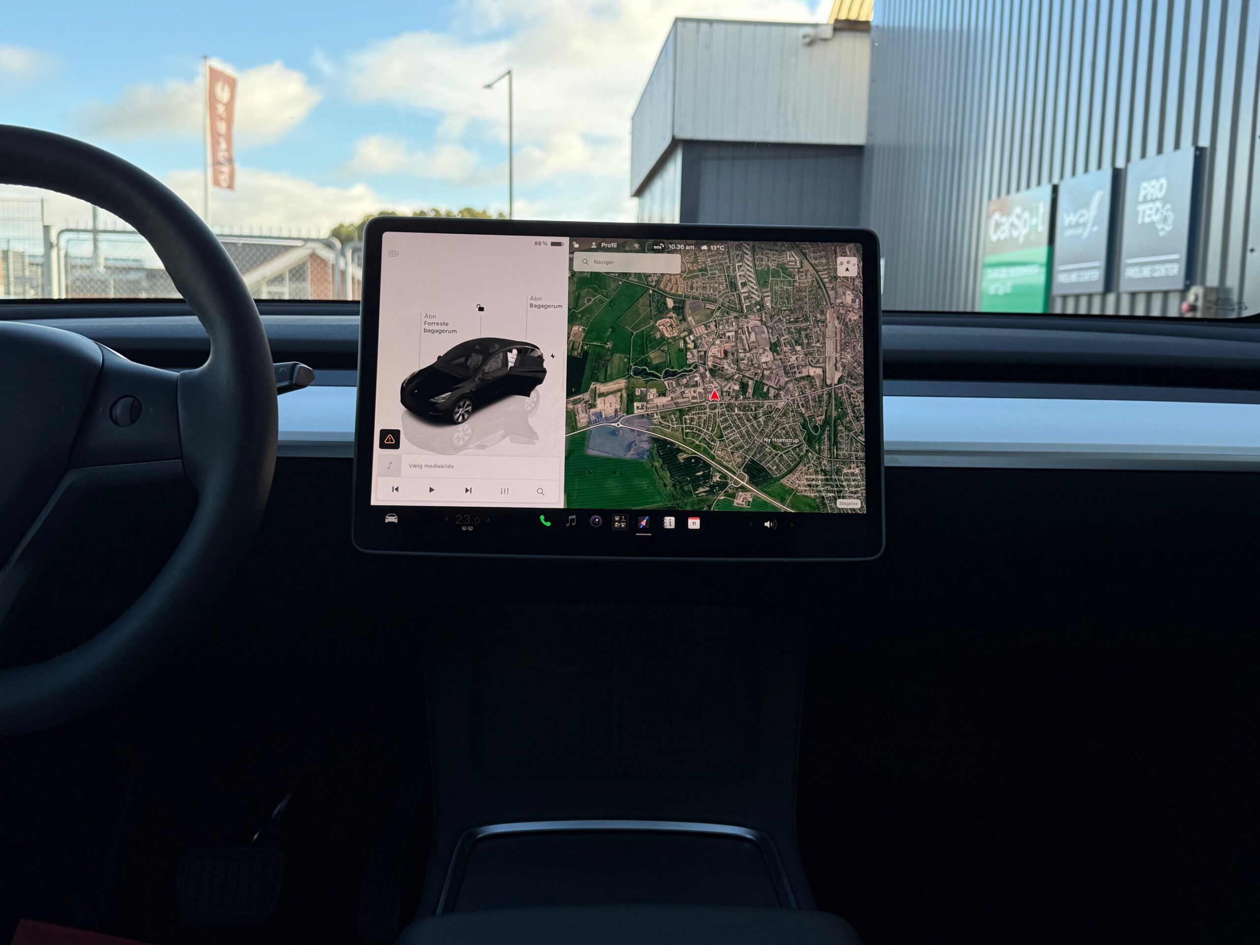 Tesla Model Y RWD 5d