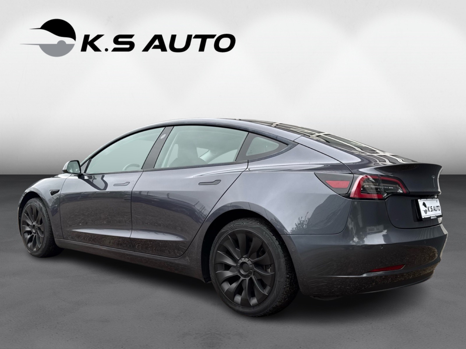 Tesla Model 3 RWD 4d