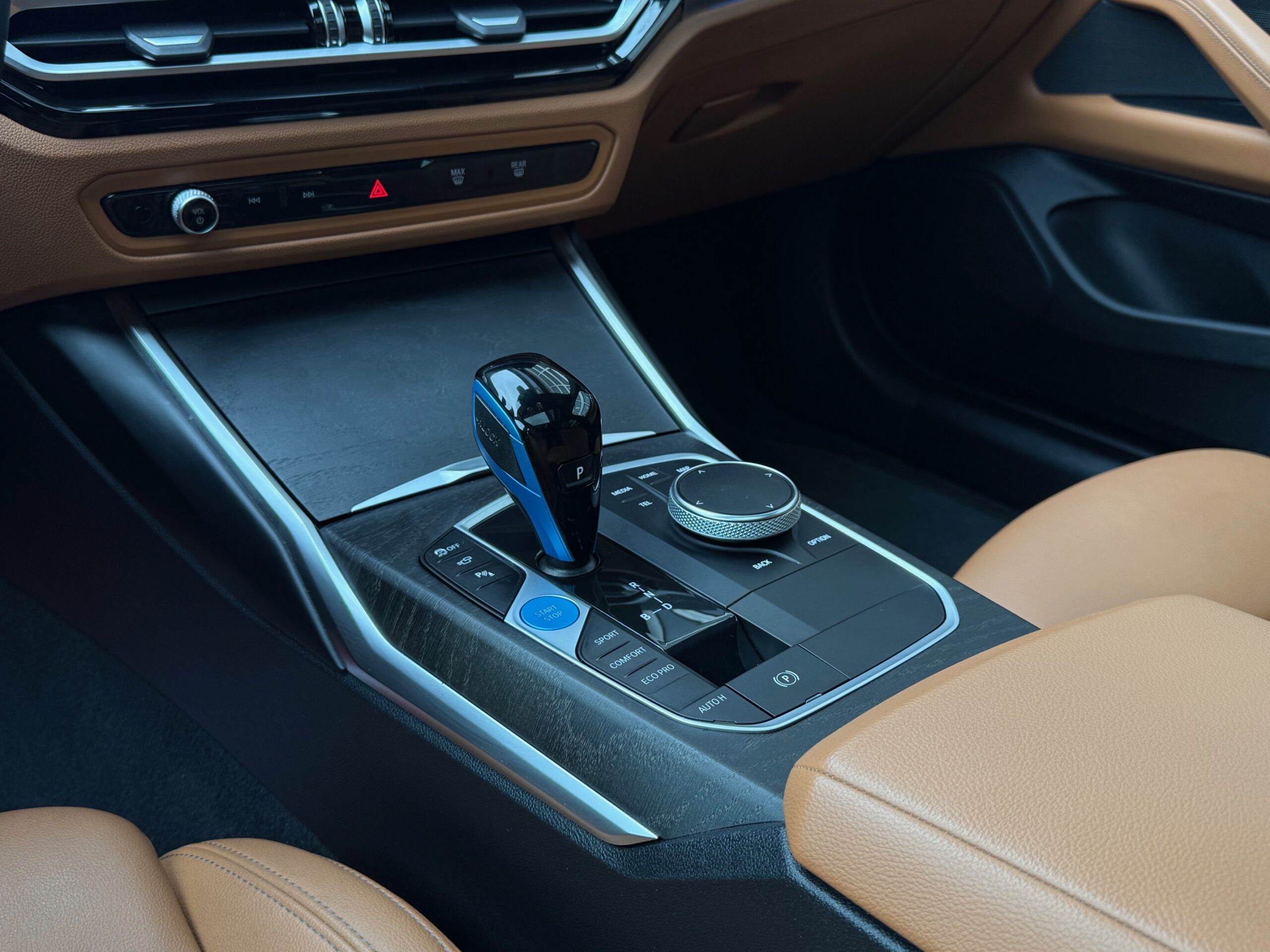 BMW i4 eDrive40 Charged 5d