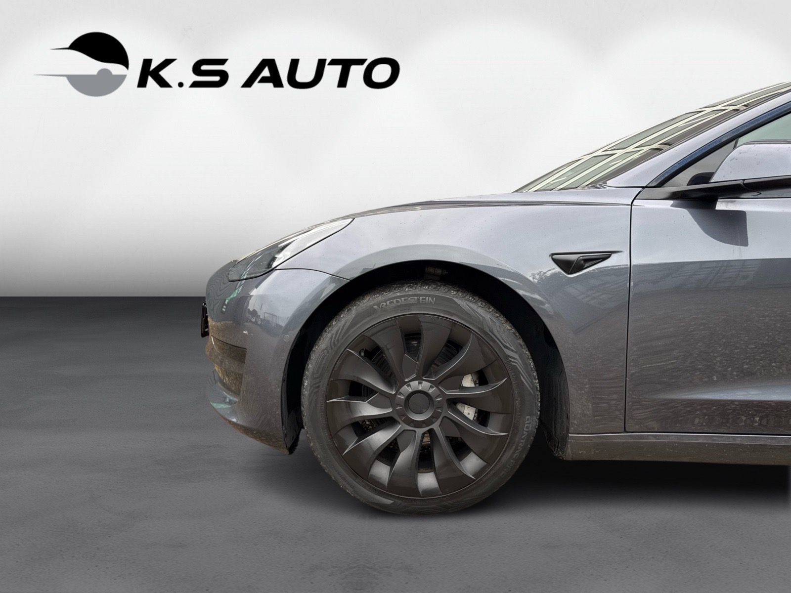 Tesla Model 3 RWD 4d