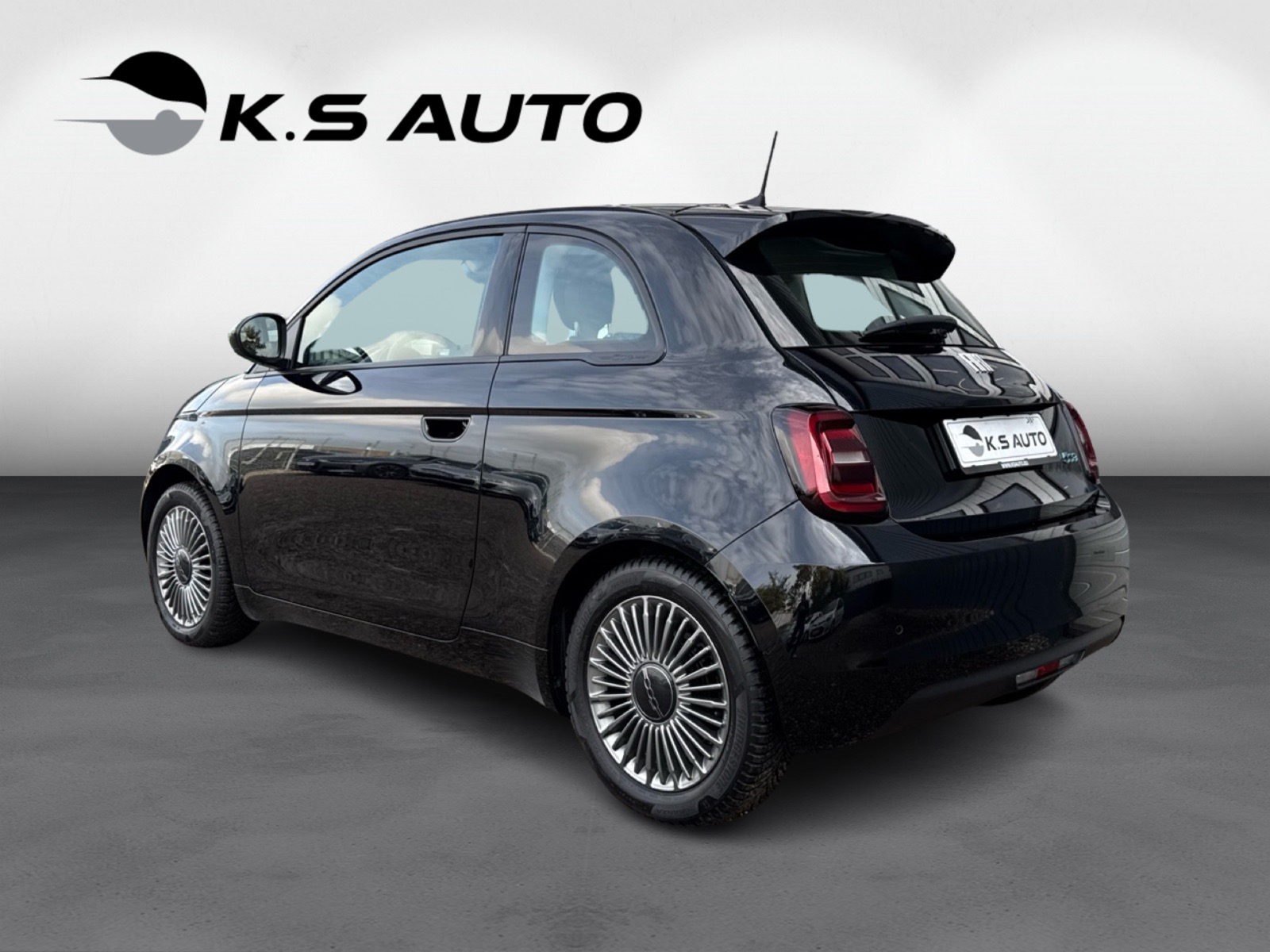 Fiat 500e 42 Icon 3d