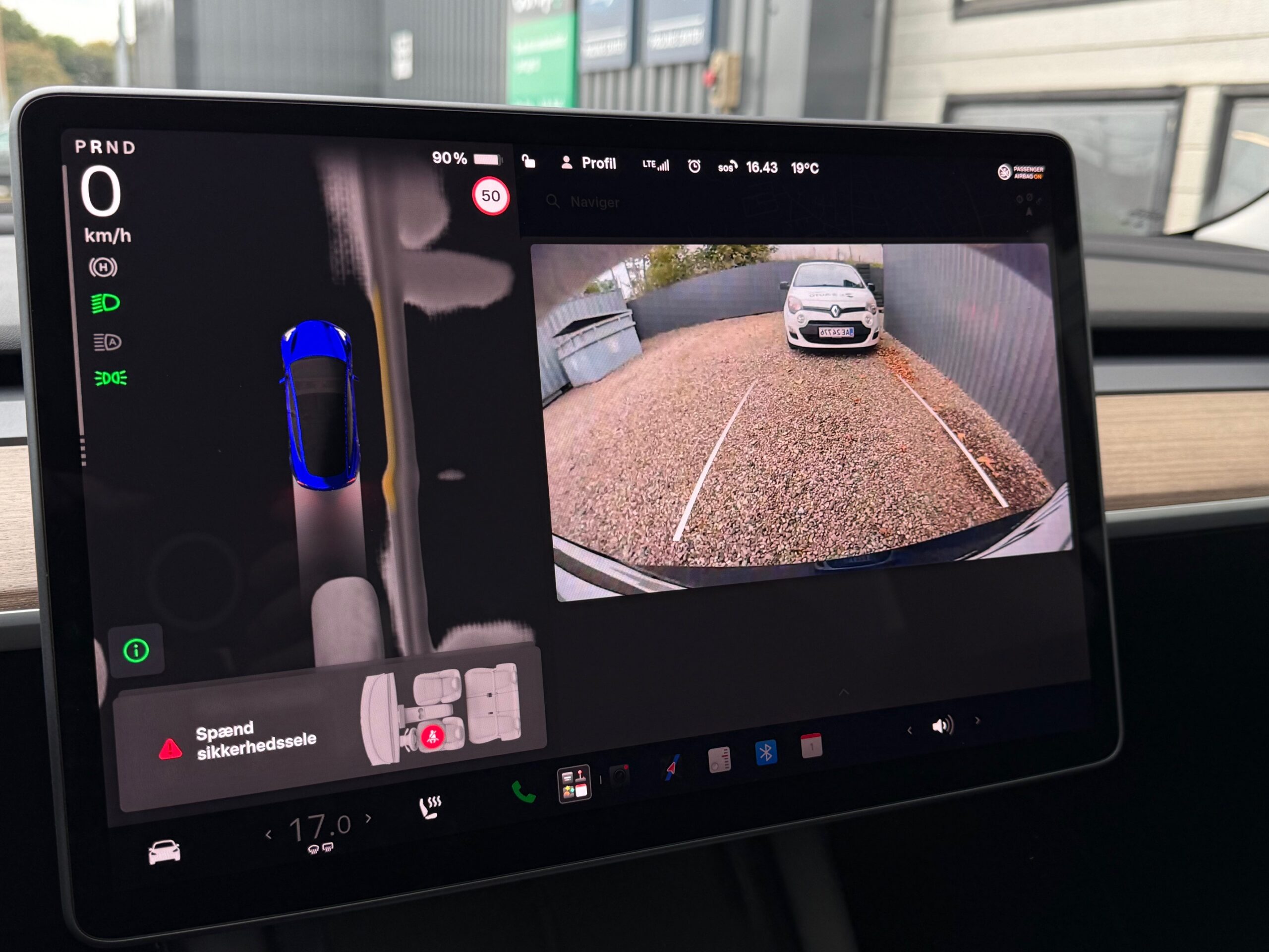 Tesla Model 3 Long Range AWD 4d