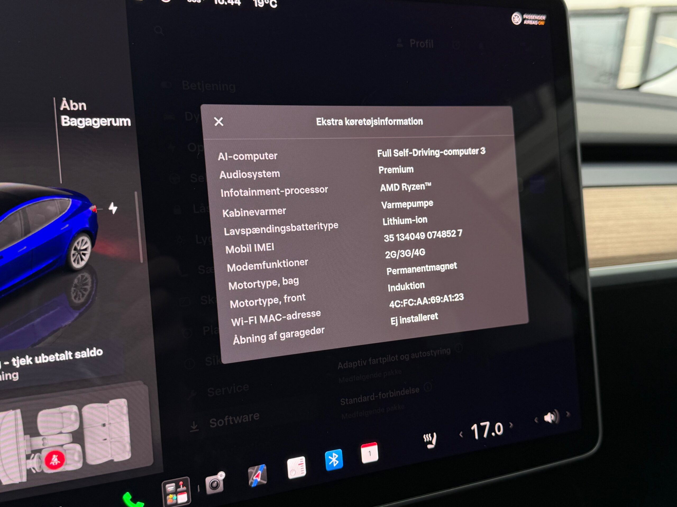 Tesla Model 3 Long Range AWD 4d